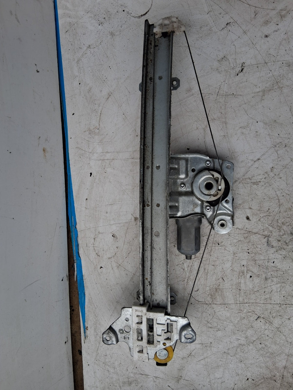 NISSAN MICRA K14 2017 MK5 NSF PASSENGER FRONT WINDOW MOTOR REGULATOR 807304CA0A