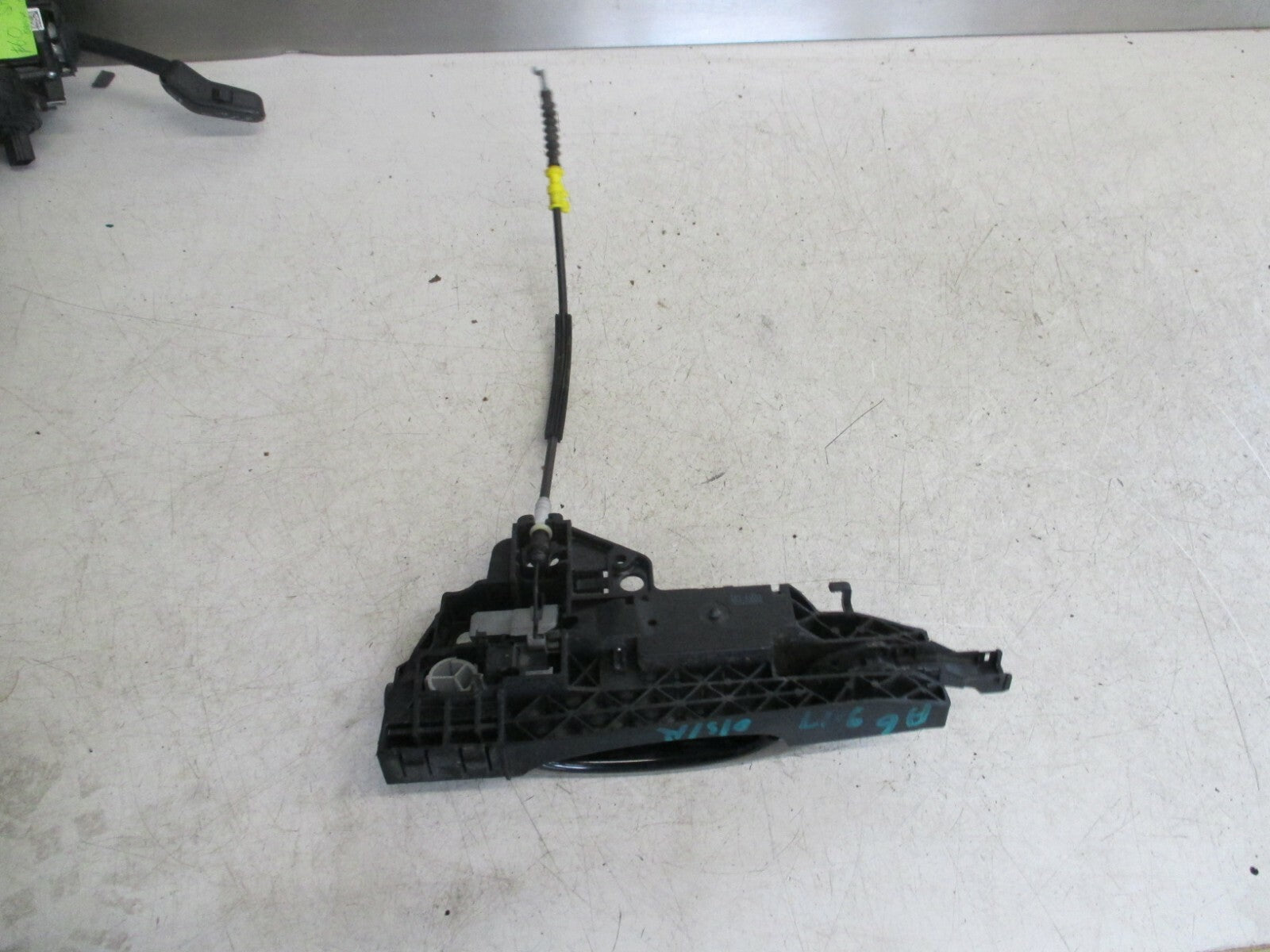 AUDI A6 2017 C7 OSR REAR DRIVER SIDE EXTERIOR DOOR HANDLE 4H0837886