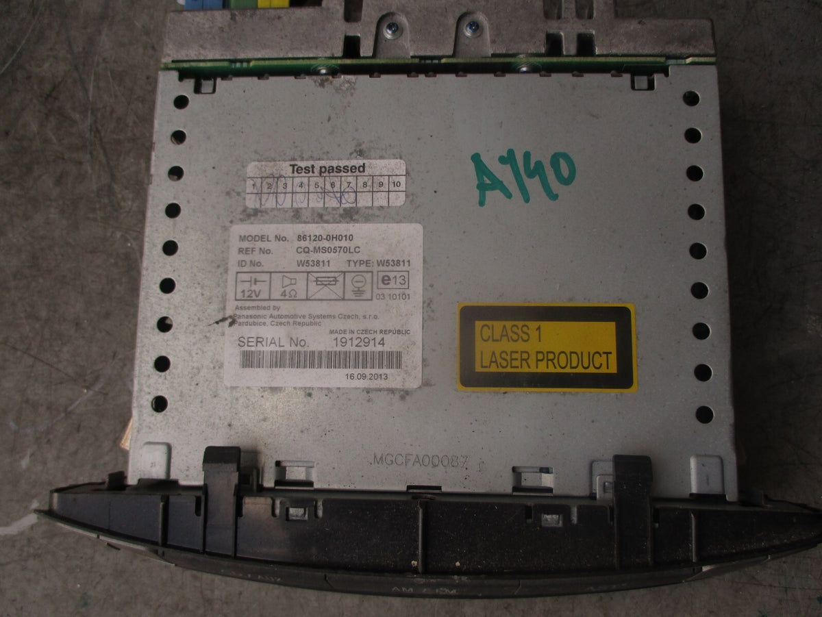 2013 TOYOTA AYGO MK1 CD PLAYER RADIO STEREO CONTROL HEAD UNIT 861200H010