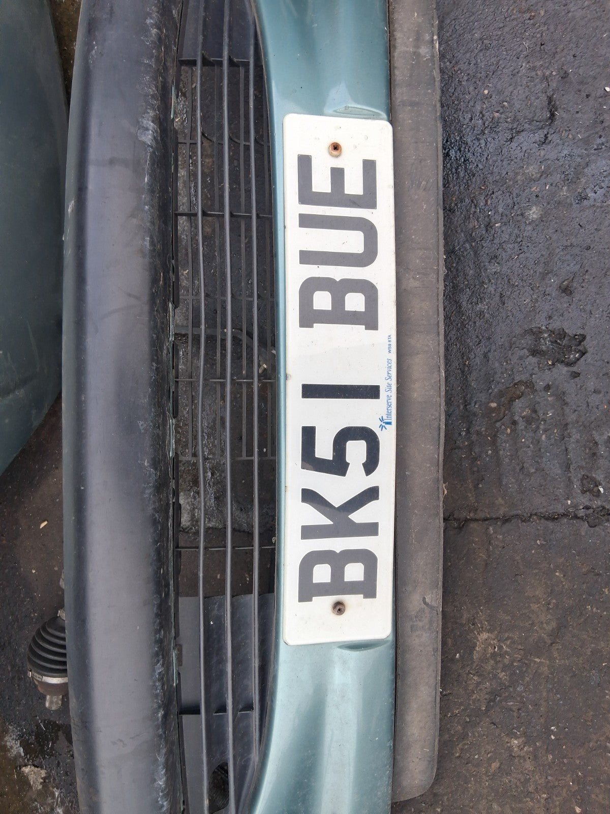 2001 PEUGEOT 206 COMPLETE FRONT BUMPER GREEN