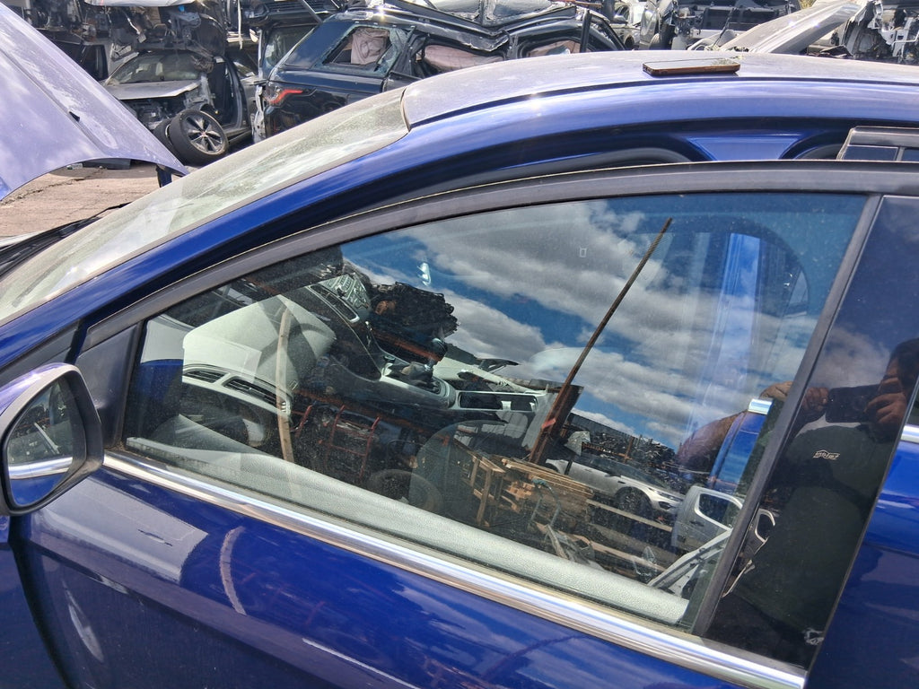 2015 FORD FOCUS MK3 HATCHBACK NSF PASSENGER SIDE FRONT WINDOW GLASS