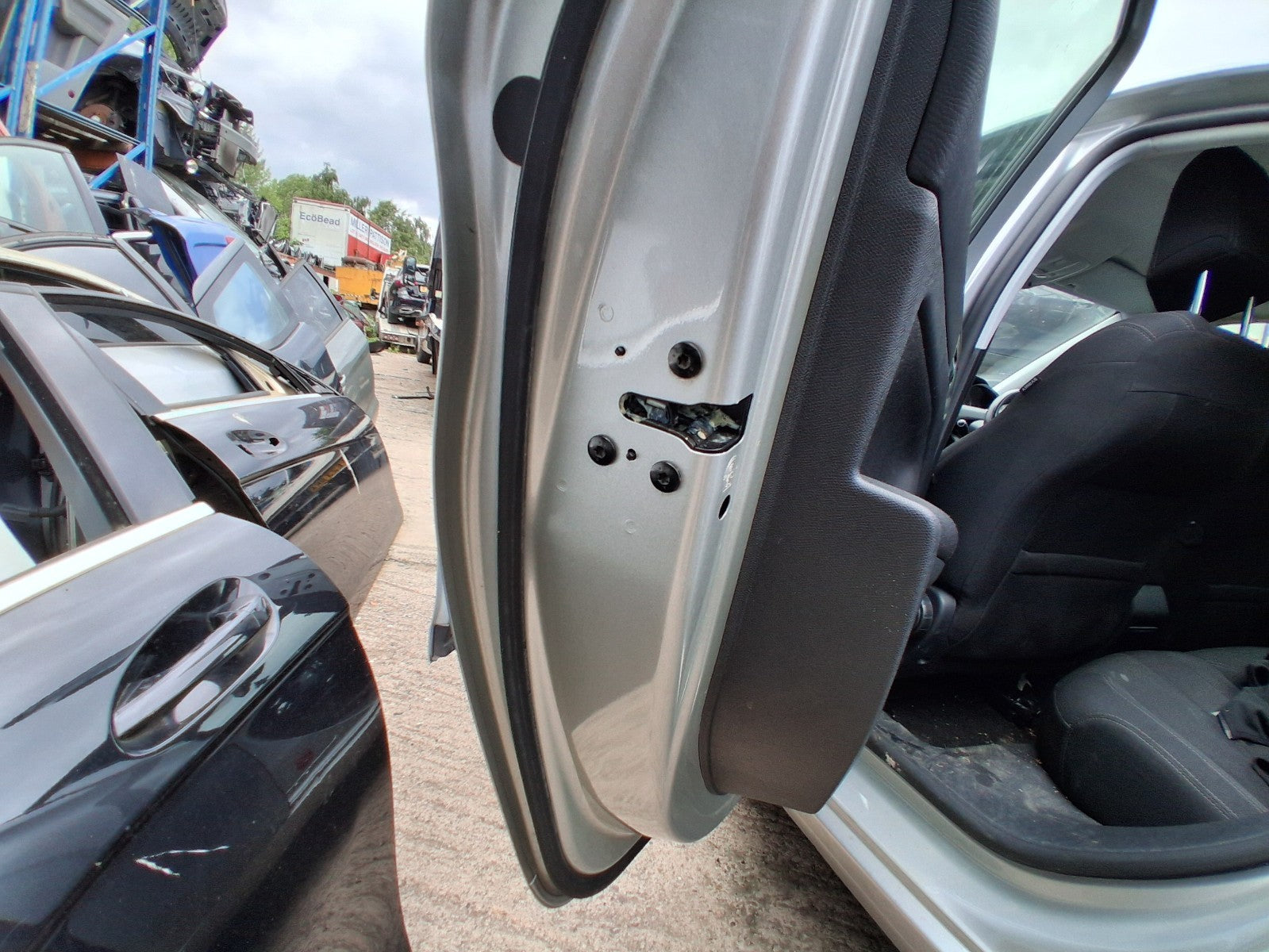 2014 PEUGEOT 308 MK2 NSF PASSENGER SIDE FRONT DOOR LOCK MECHANISM