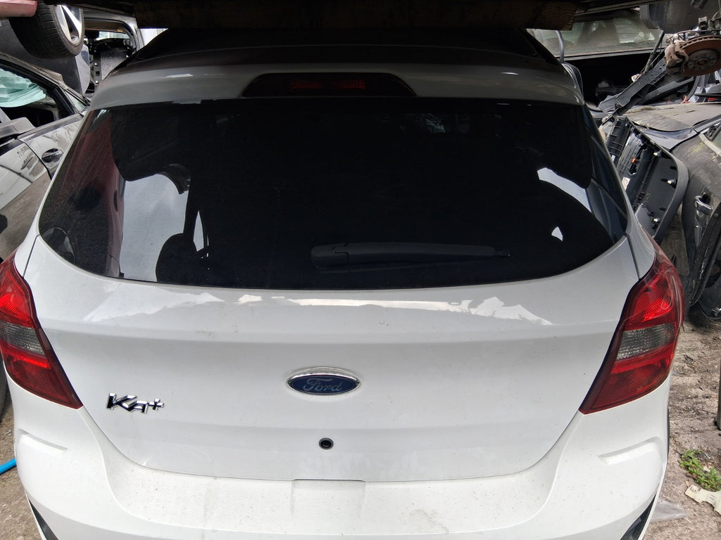 2018 FORD KA + PLUS HATCHBACK REAR BARE TAILGATE BOOTLID WHITE