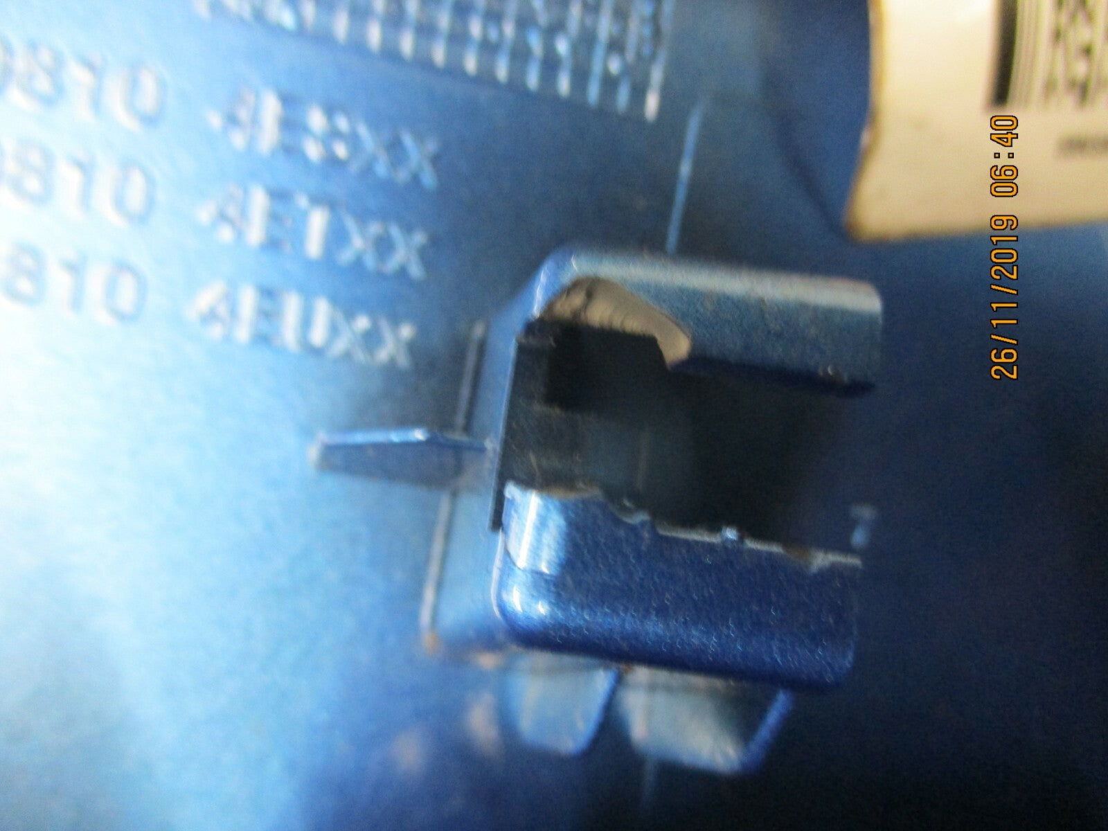 NISSAN QASHQAI J11 2018 REAR BOOT AILGATE PLINTH TRIM PANEL MICRO SWITCH BLUE