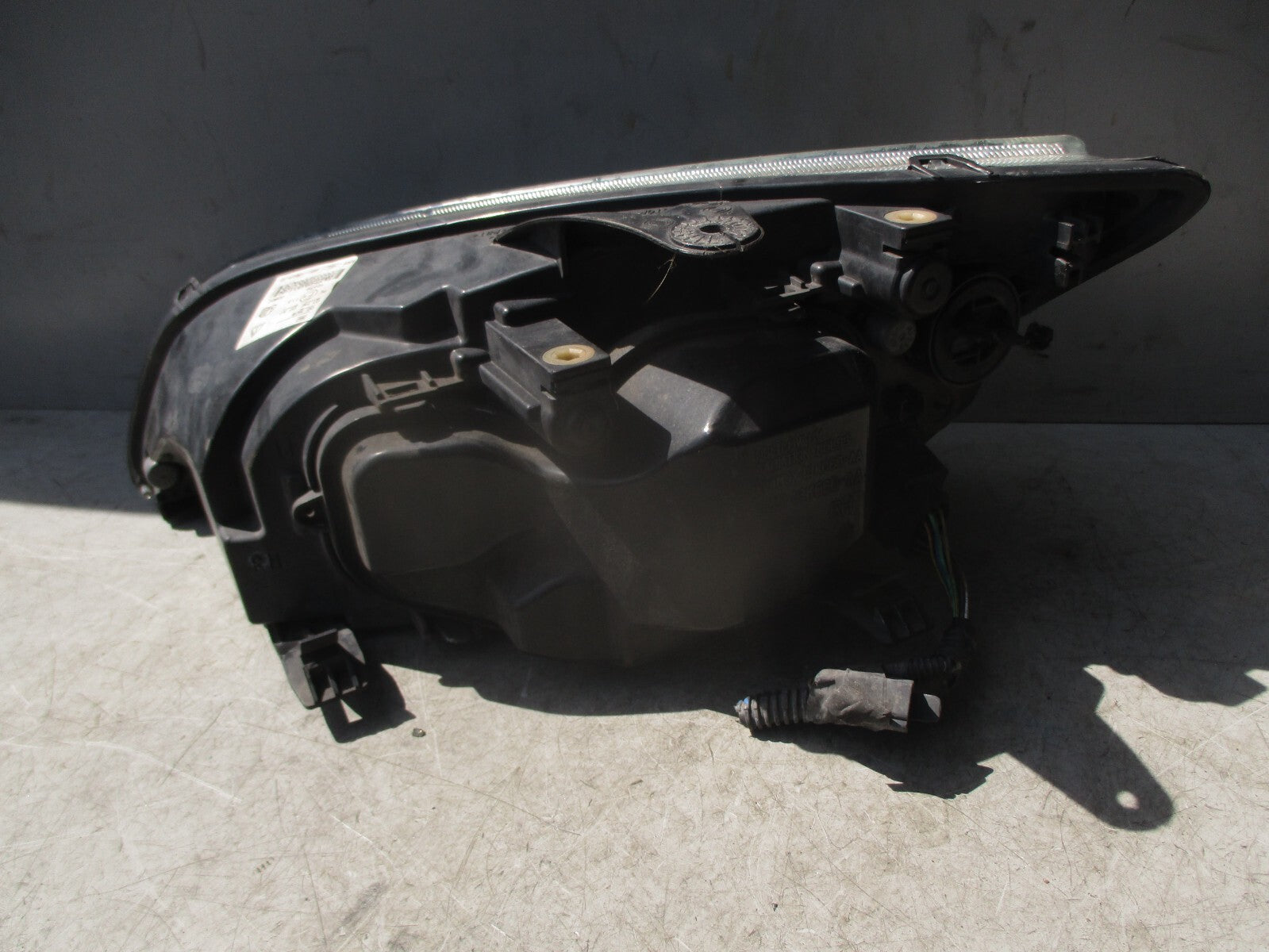 2004 FORD FOCUS MK2 OSF DRIVER SIDE FRONT HEADLIGHT HEAD LAMP 4M5113W030KB