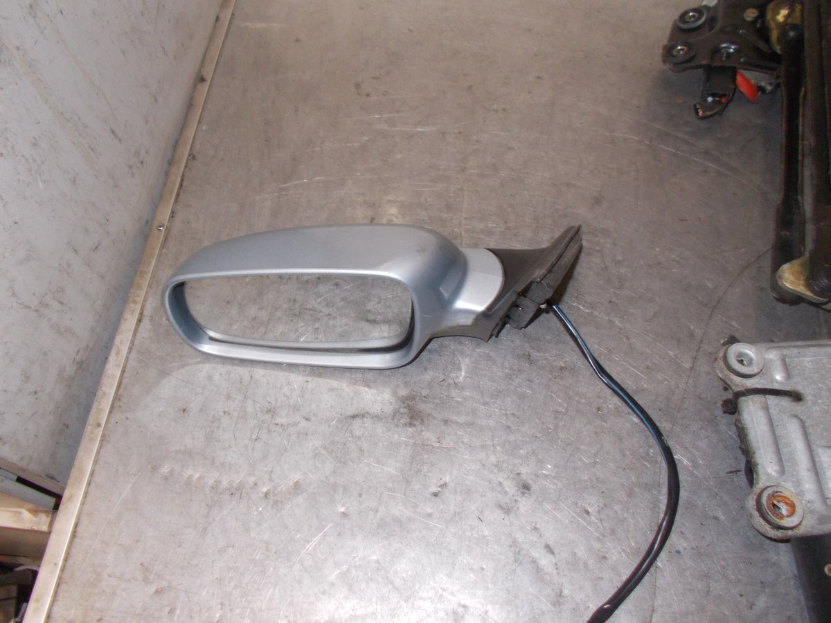 VW VOLKSWAGEN PASSAT B5.5 2002 NS PASSENGER SIDE ELECTRIC WING MIRROR LIGHT BLUE