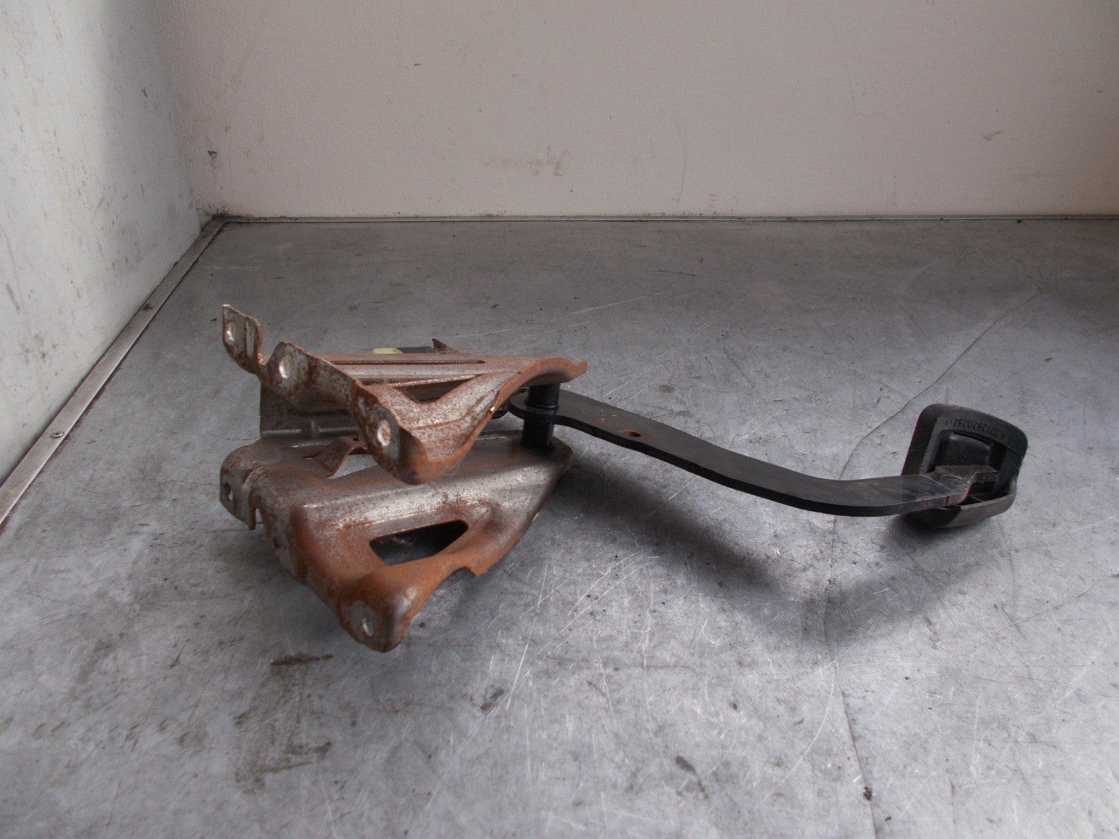 MERCEDES SPRINTER W906 2008 MK2 BRAKE PEDAL A2012920082