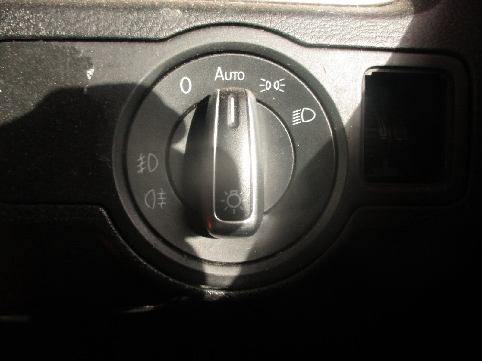 2012 VOLKSWAGEN PASSAT CC OS DRIVER FRONT HEADLIGHT CONTROL SWITCH PANEL