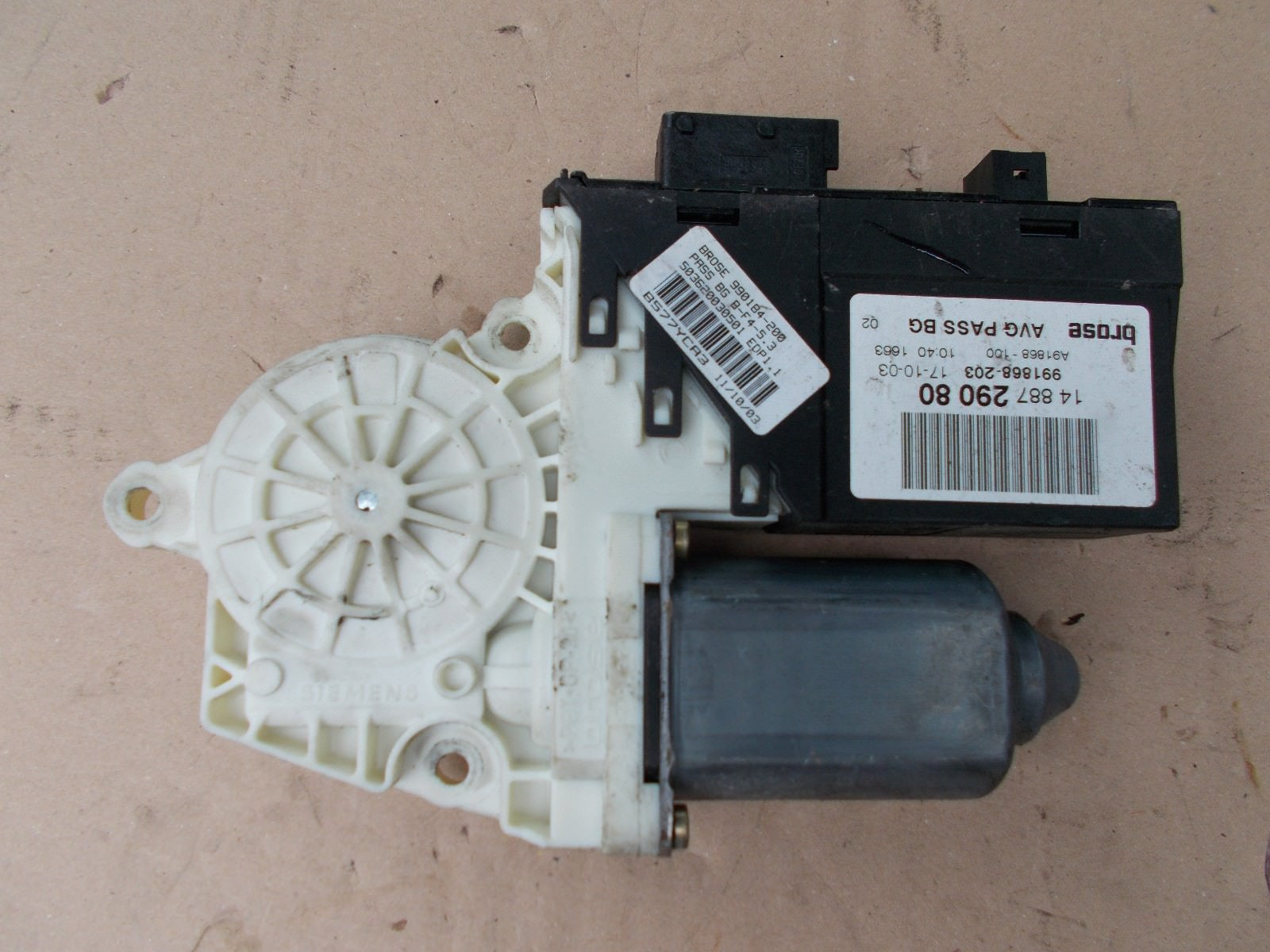 2004 CITROEN C8 ESTATE NSF PASSENGER SIDE FRONT ELECTRIC WINDOW MOTOR 1488729080