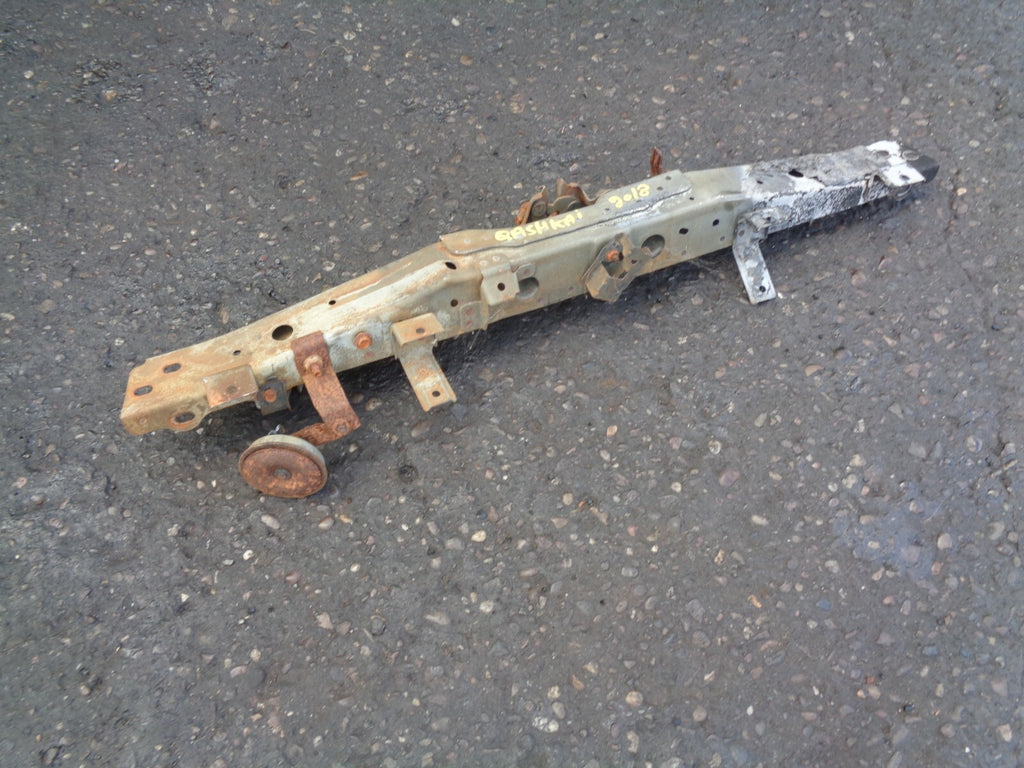 NISSAN QASHQAI MK2 J11 2018 FRONT BUMPER SLAM PANEL RADIATOR TOP BAR DAMAGED