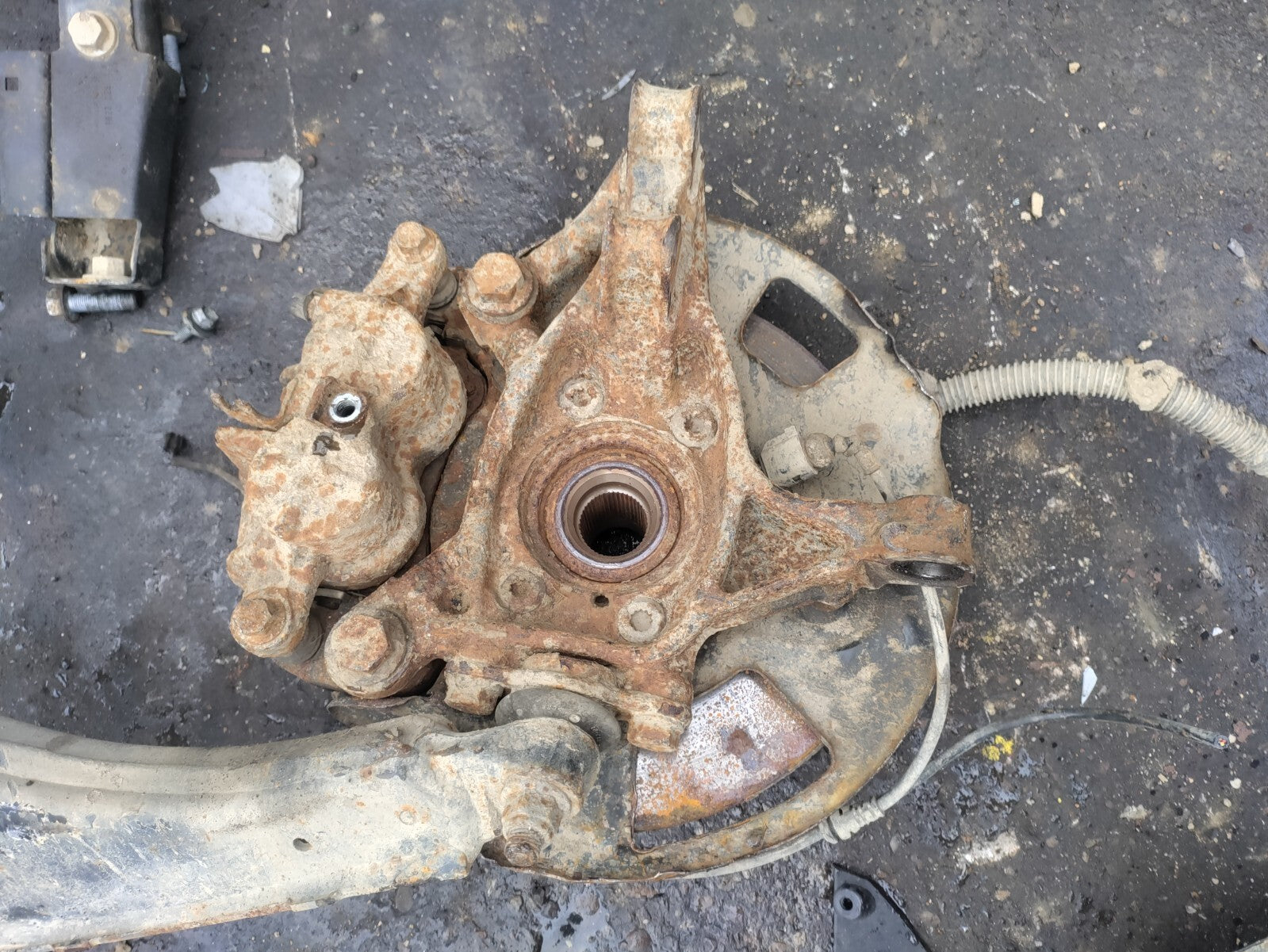 2021 VW VOLKSWAGEN CRAFTER MK2 2.0 DIESEL OS DRIVER SIDE WHEEL HUB WISHBONE