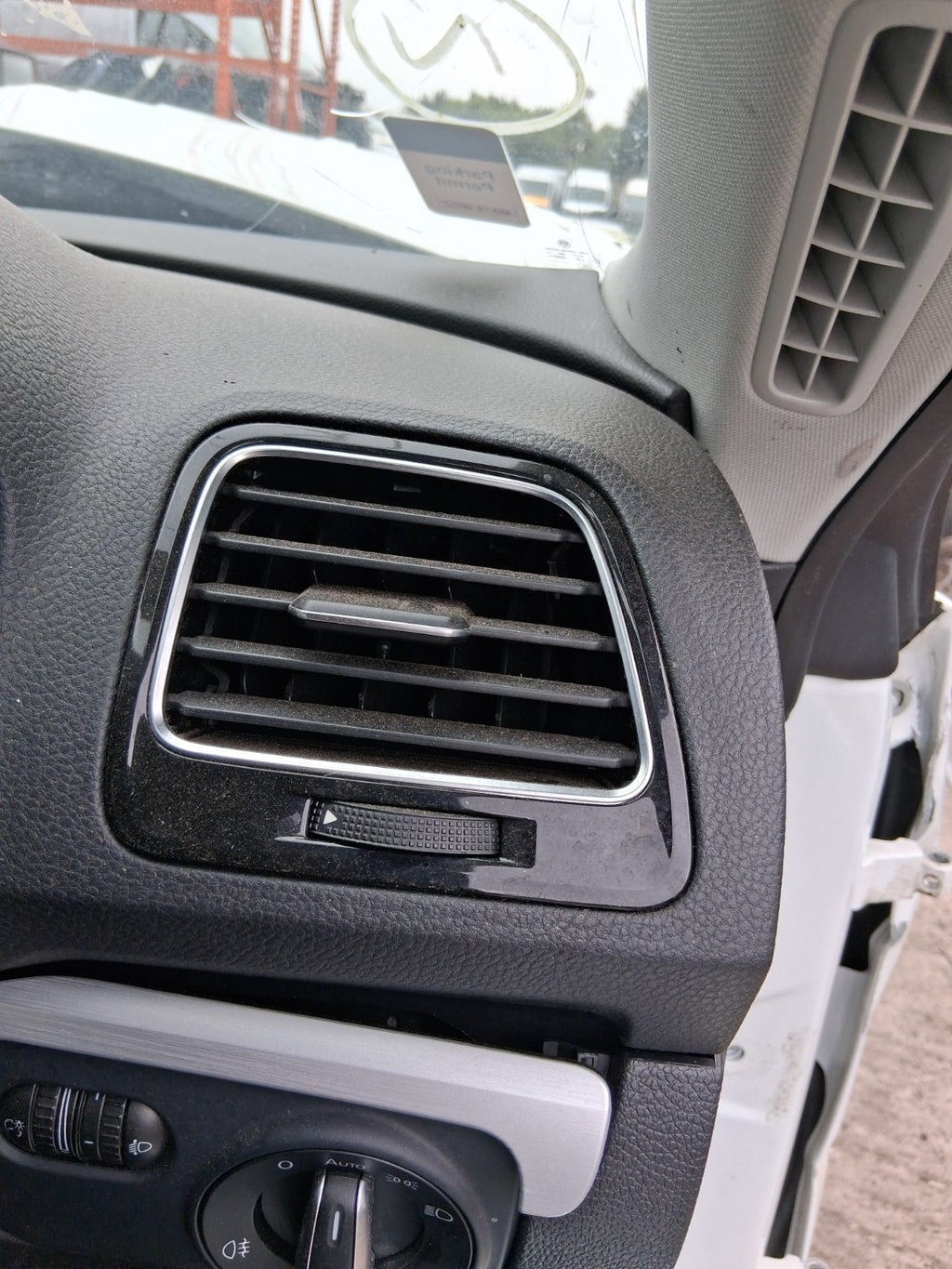 2015 VW VOLKSWAGEN SCIROCCO MK3 OSF DRIVER SIDE FRONT RIGHT AIR VENT