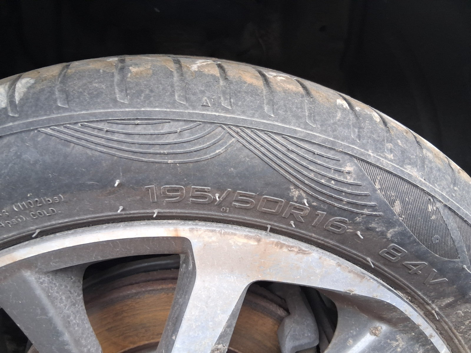 TOYOTA YARIS MK3 2019 16 INCH ALLOY WHEEL WITH TYRE 195/60R16 REF 1