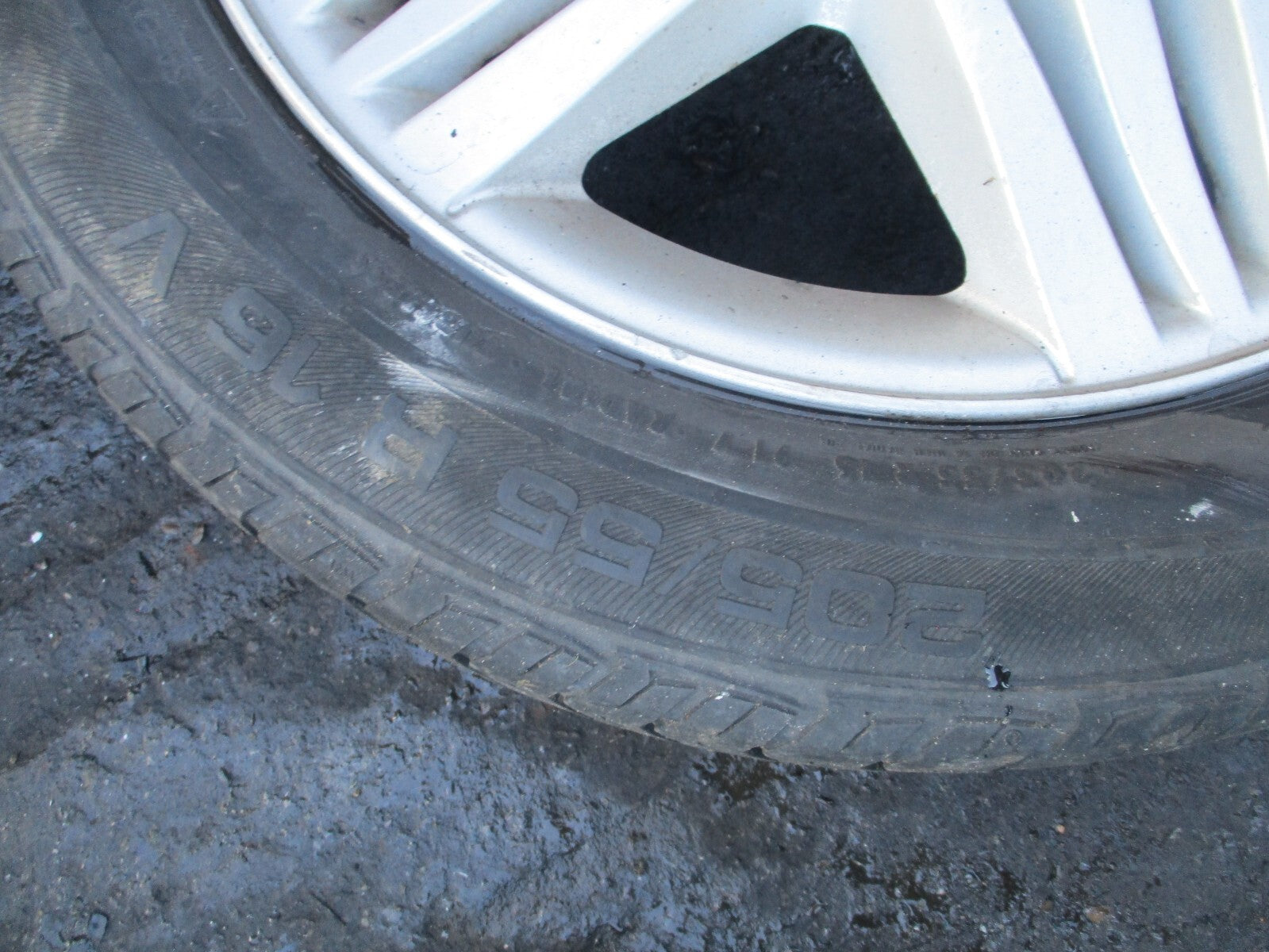 RENAULT MEGANE MK3 2009 16 INCH ALLOY WHEEL WITH TYRE 205/55R16