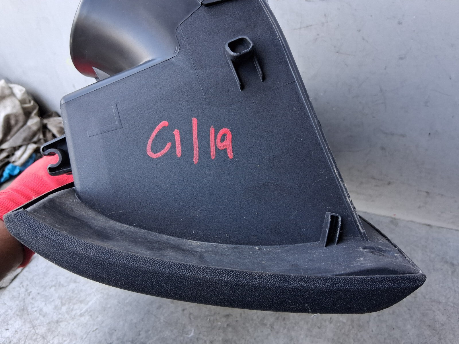 2019 CITROEN C1 MK2 GLOVE BOX FRONT STORAGE COMPARTMENT 555500H020