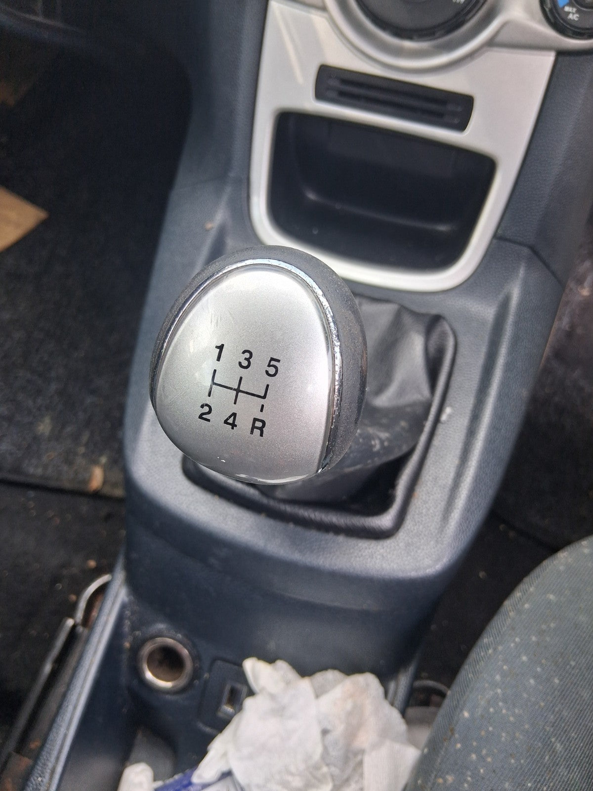 2012 FORD FIESTA MK7 MANUAL GEAR STICK GEAR SHIFTER GEAR LEVER