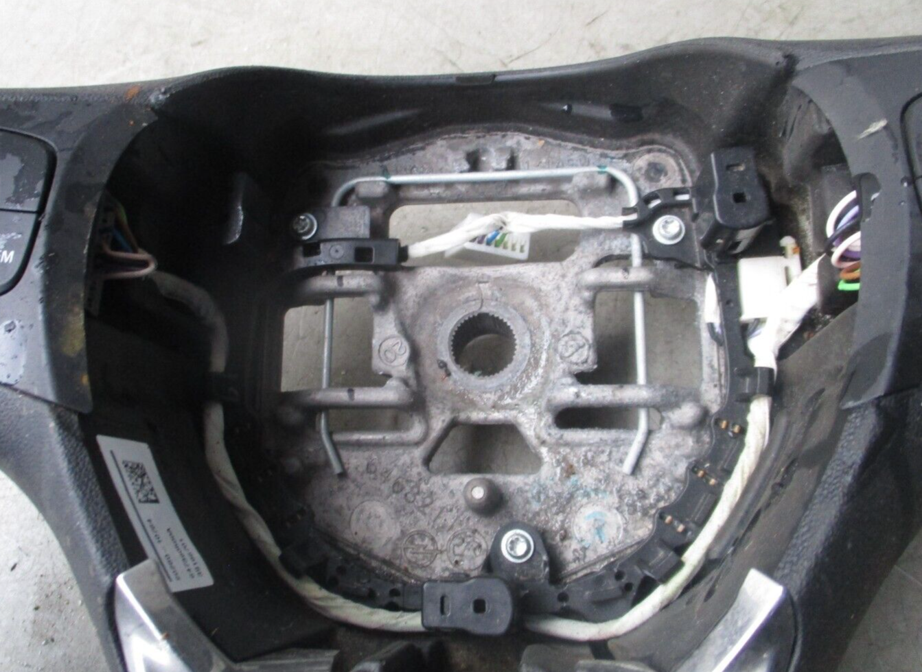 VAUXHALL CORSA F MULTIFUNCTION LEATHER STEERING WHEEL 647390500A