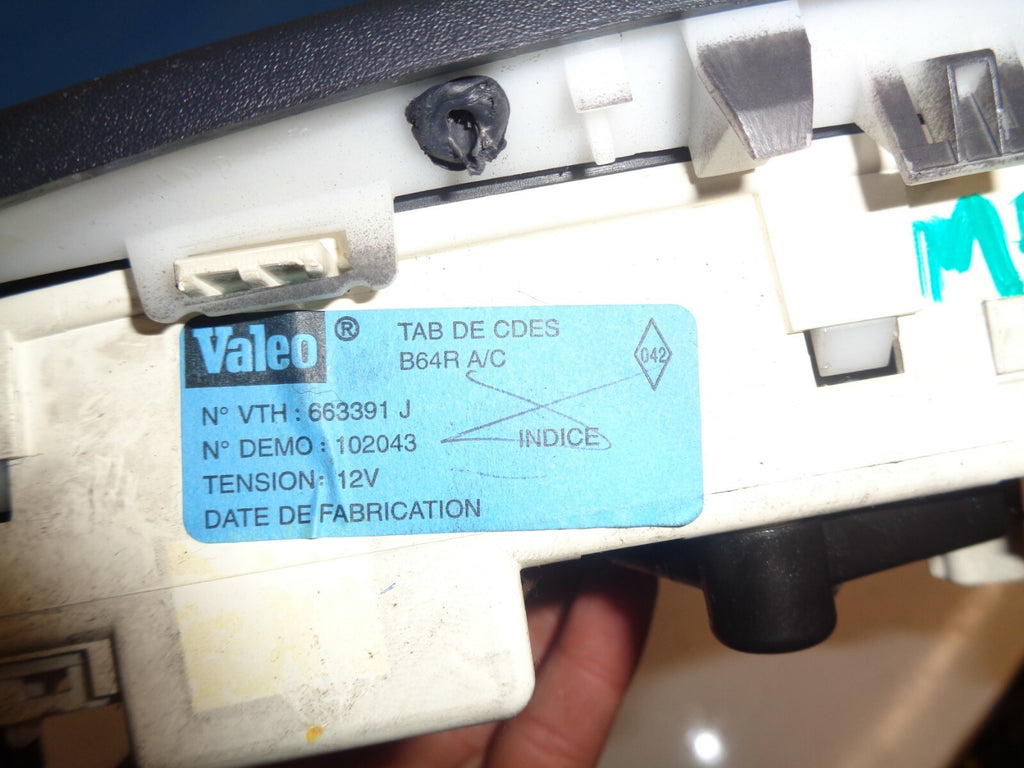 RENAULT MEGANE MK1 HATCHBACK HEATER CONTROL SWITCH PANEL