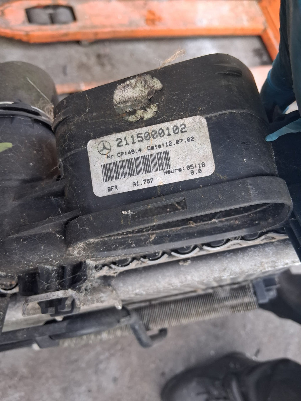 2004 MERCEDES BENZ E CLASS W211 RADIATOR RAD PACK A2115000154