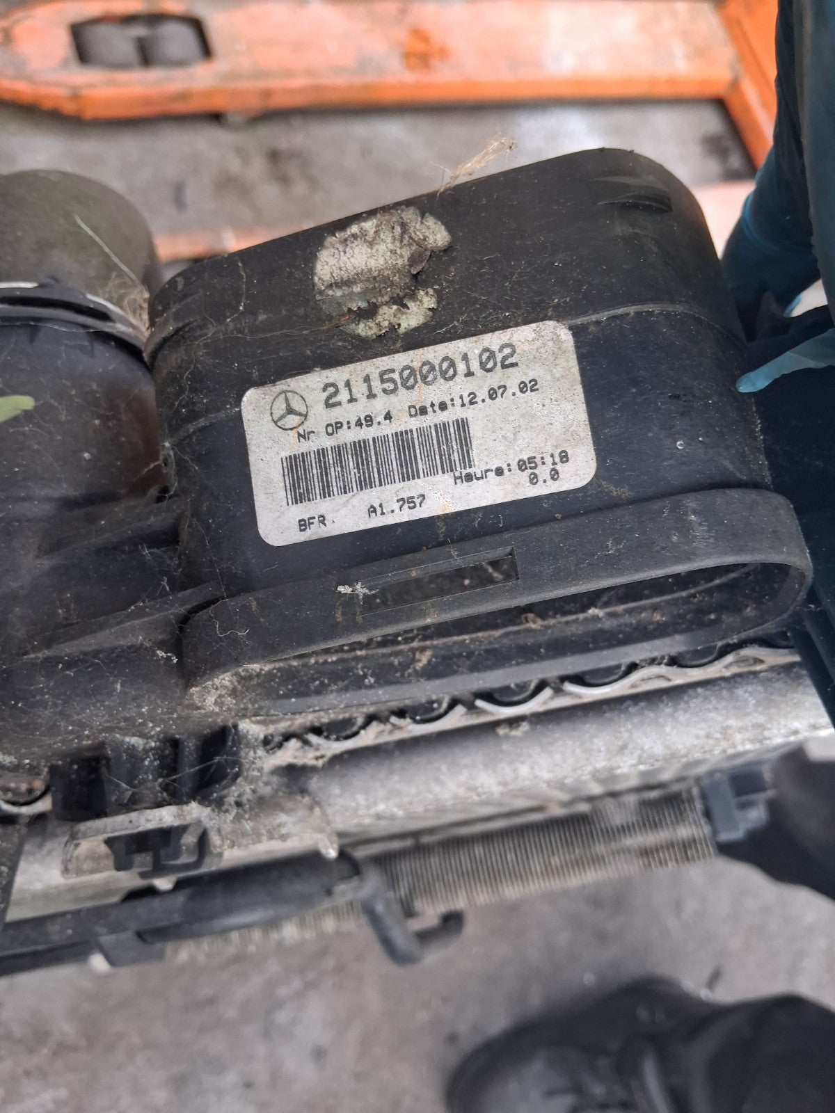 2004 MERCEDES BENZ E CLASS W211 RADIATOR RAD PACK A2115000154