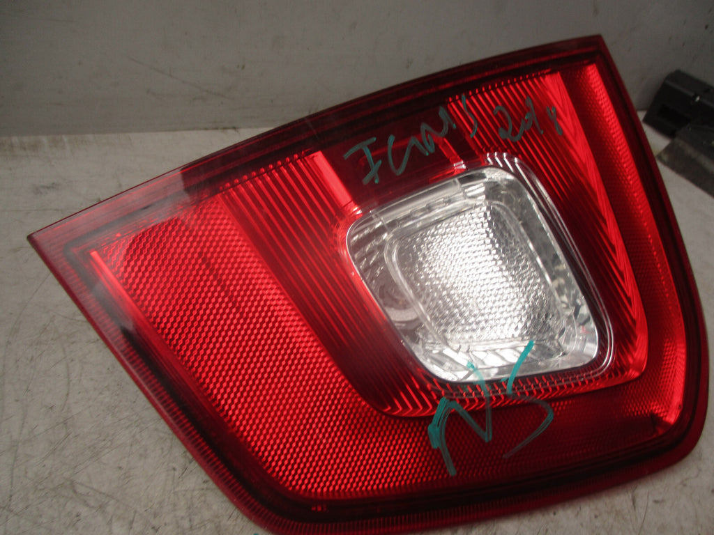 2018 SUZUKI IGNIS 1.2 PETROL NSR PASSENGER REAR LEFT INNER TAIL LIGHT 13259343