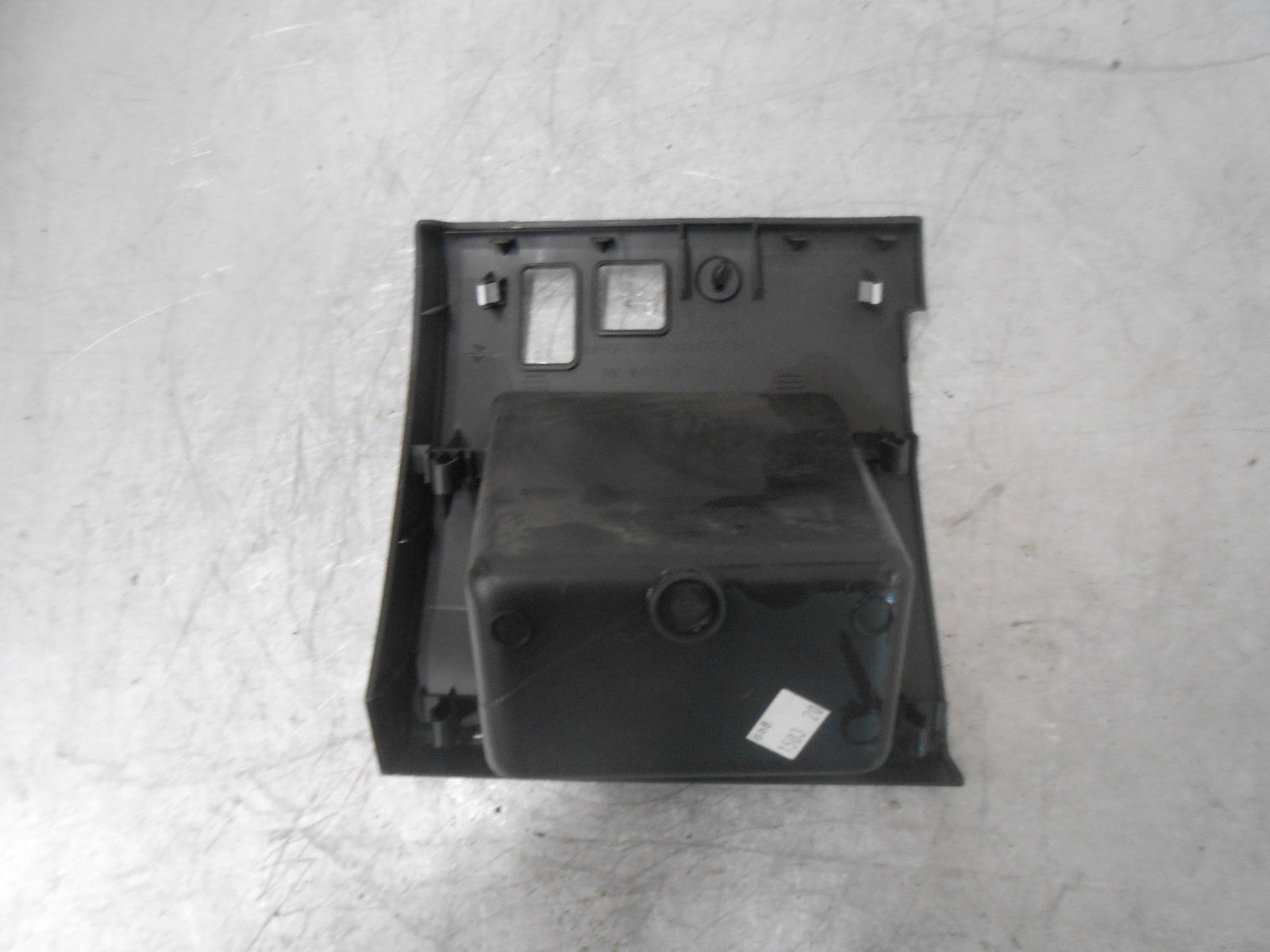 PEUGEOT 308 MK1 2010 OS DRIVER SIDE CUBBY POCKET POT BLACK 9661173877