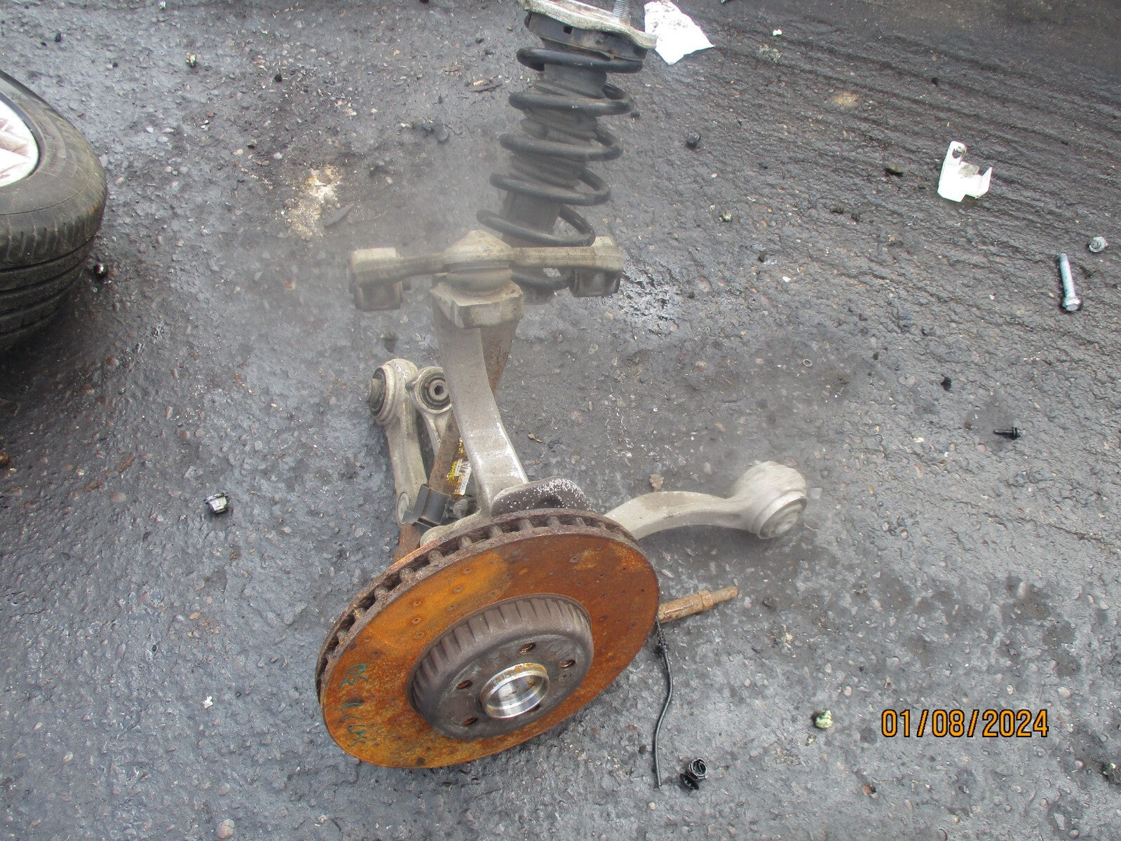 MERCEDES C CLASS W205 2017 2.1 DIESEL OS DRIVER FRONT SIDE COMPLETE WHEEL HUB