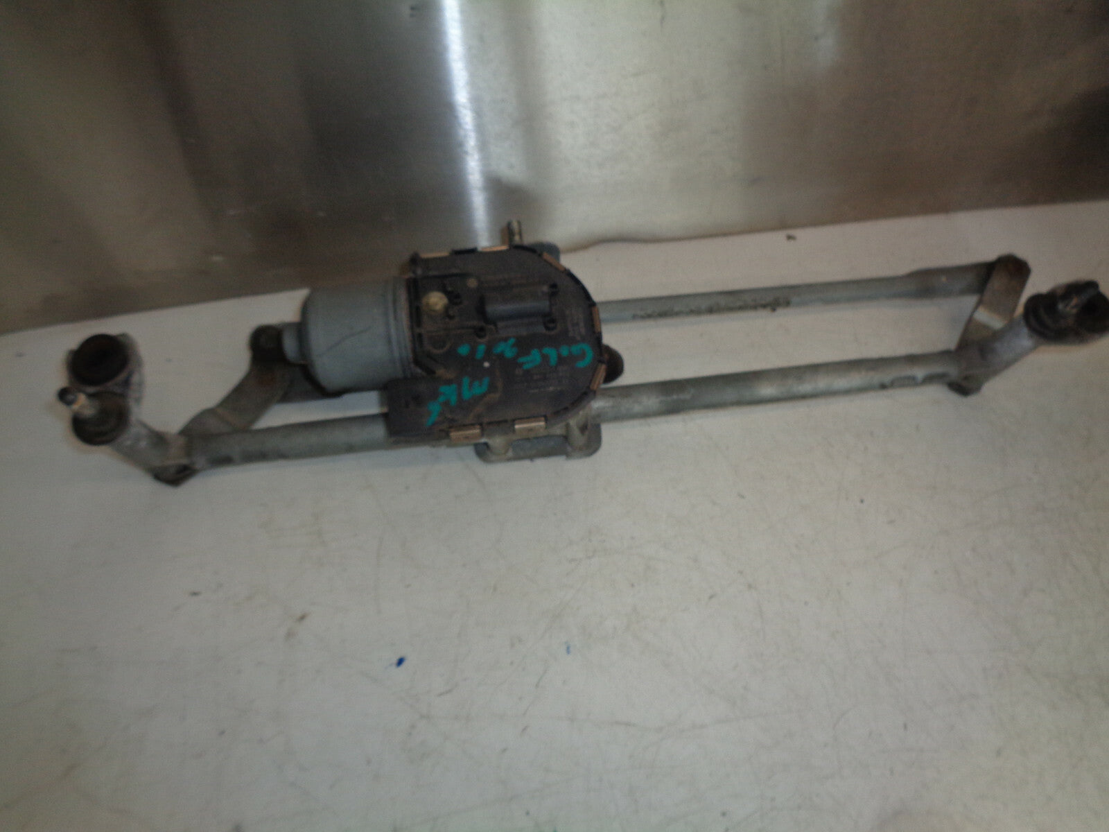 VW VOLKSWAGEN GOLF MK6 FRONT WINDSCREEN WIPER MOTOR LINKAGES 1K2955023H