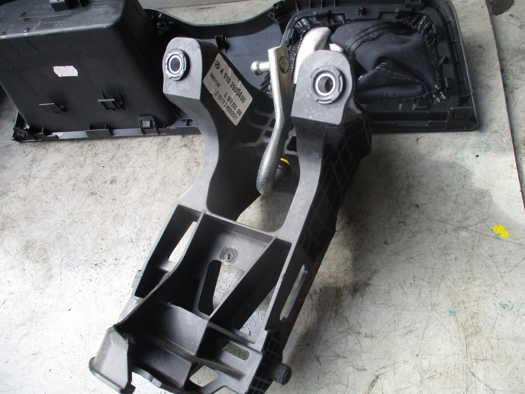 2021 MERCEDES BENZ SPRINTER W907 GEAR SELECTOR SHIFTER A9102600400