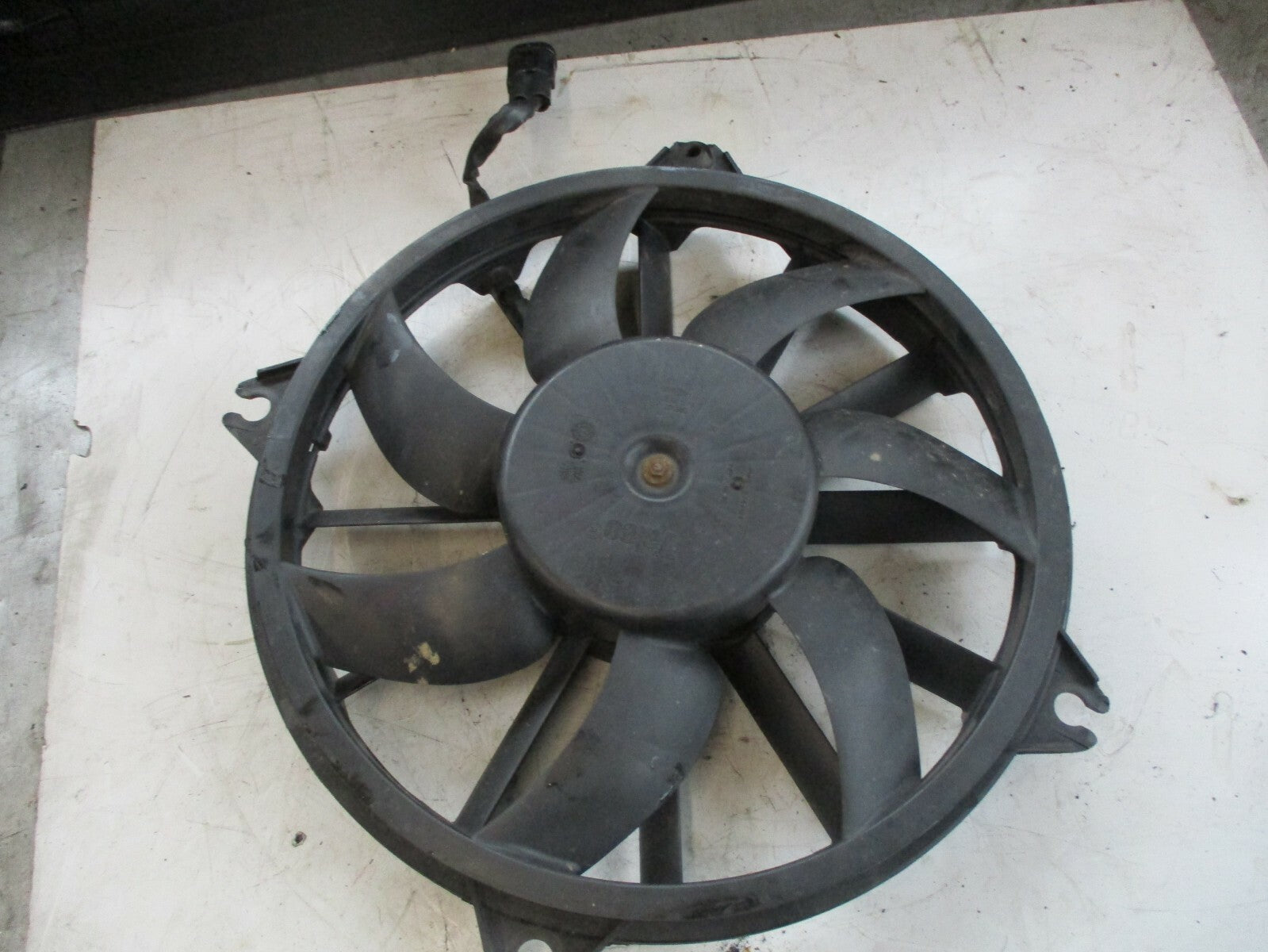 PSA PEUGEOT CITROEN DIESEL RADIATOR FAN 1049874716T