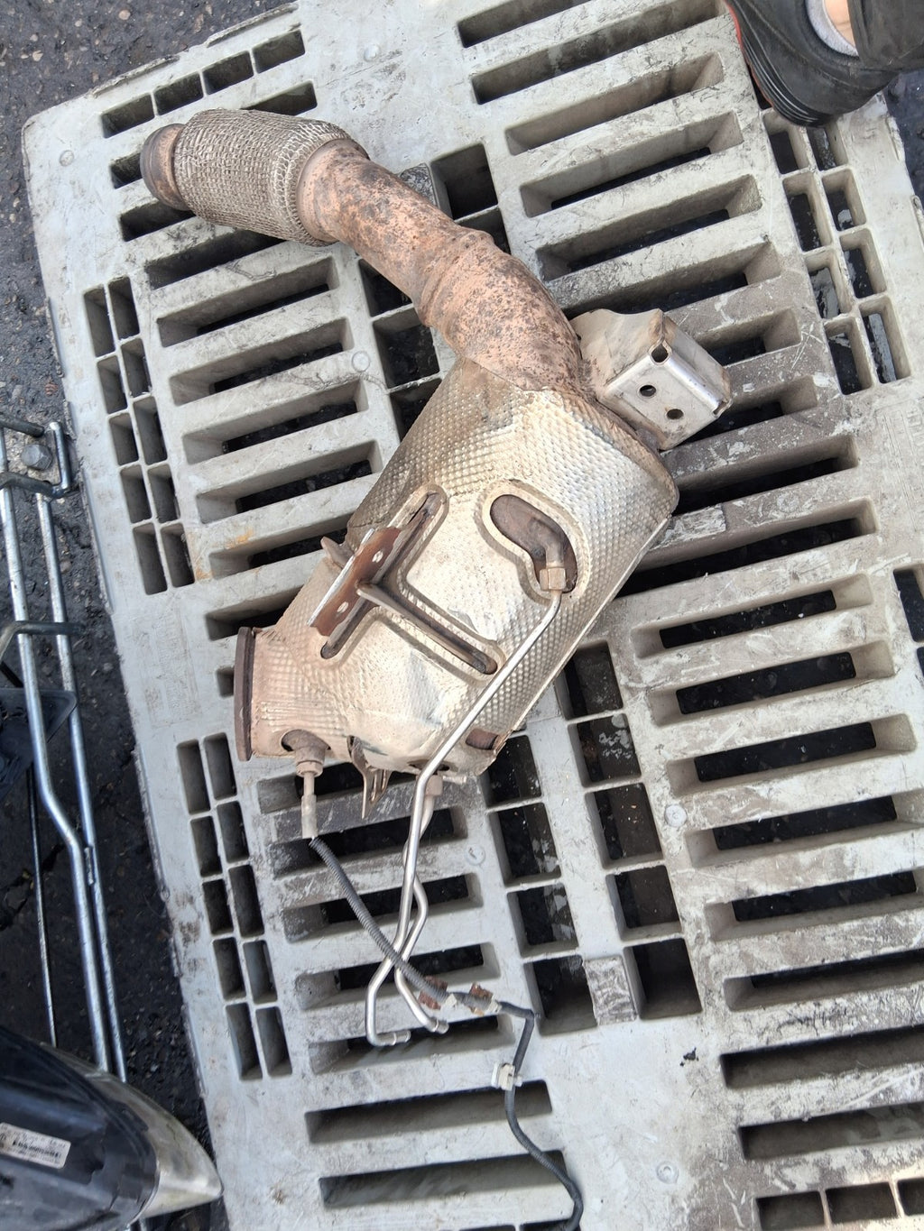 2020 MERCEDES BENZ SPRINTER W907 2.1 DIESEL CATALYTIC CONVERTER A9104901300