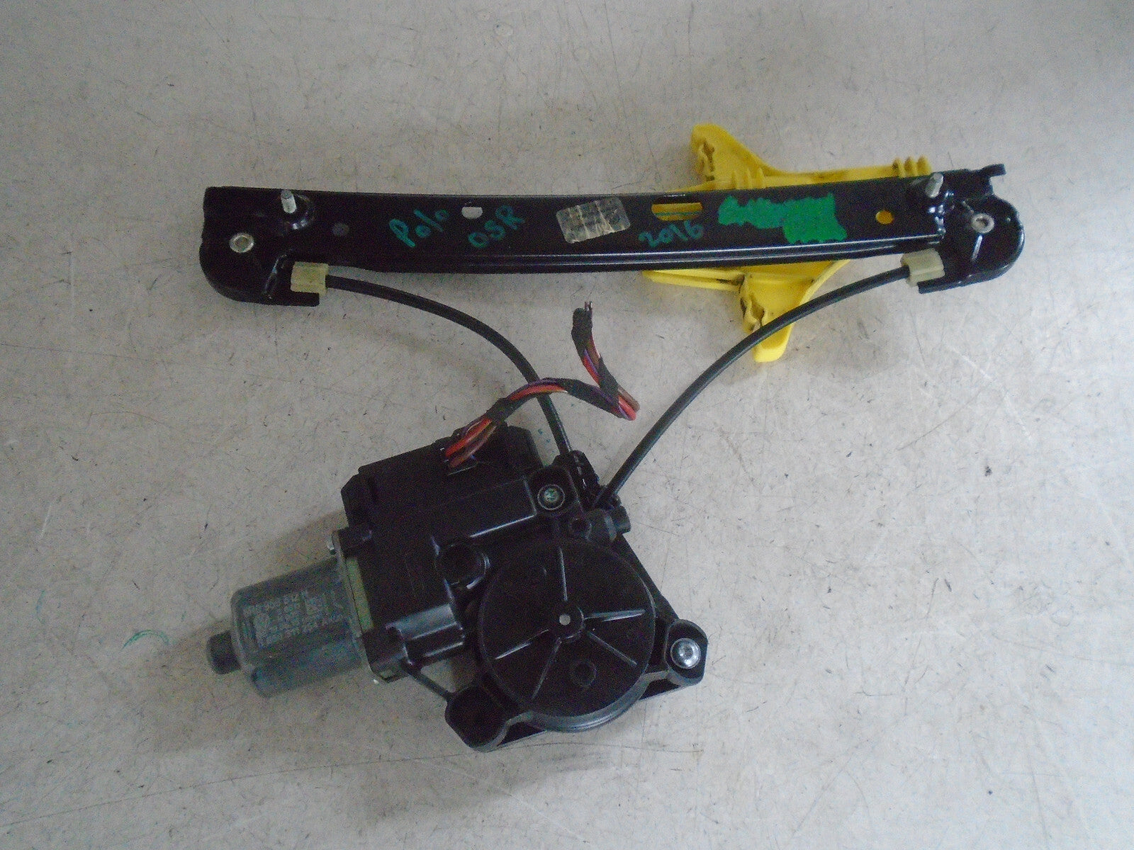VW VOLKSWAGEN POLO 6R 2016 OSR DRIVER REAR WINDOW MOTOR REGULATOR 6R0959812N