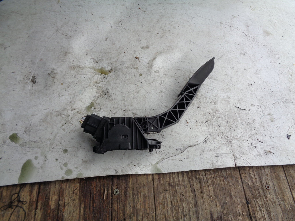 VW VOLKSWAGEN GOLF MK7 2015 ACCELERATOR THROTTLE PEDAL 5Q2723503D