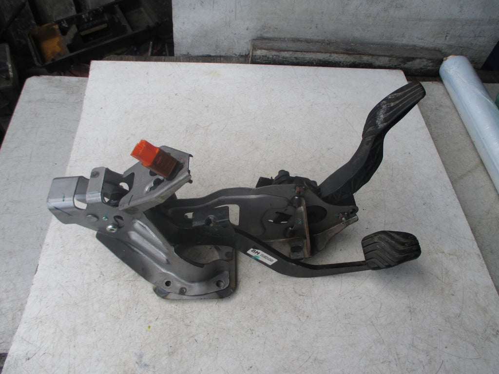 NISSAN QASHQAI MK2 J11 2016 PEDAL BOX BRAKE ACCELERATOR THROTTLE 180024BG0B
