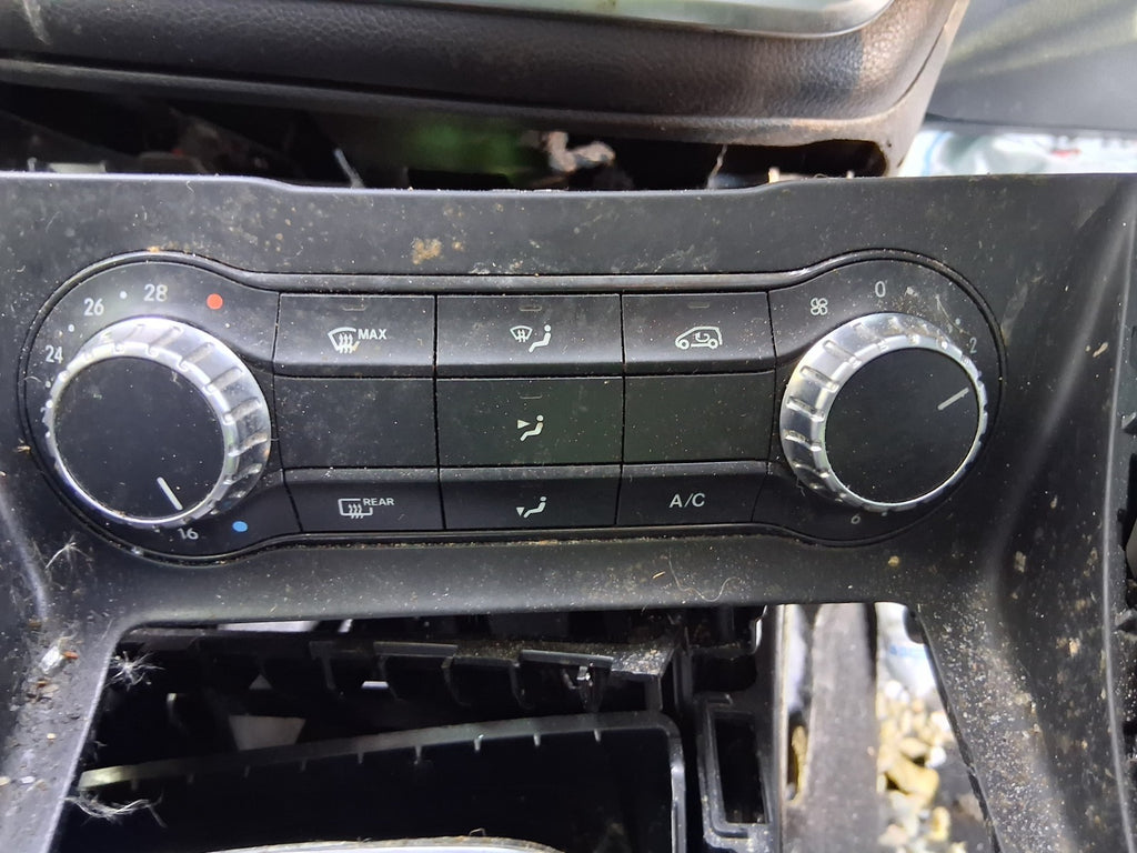 2019 MERCEDES BENZ GLA 180 X156 AC HEATER CLIMATE CONTROL SWITCH PANEL