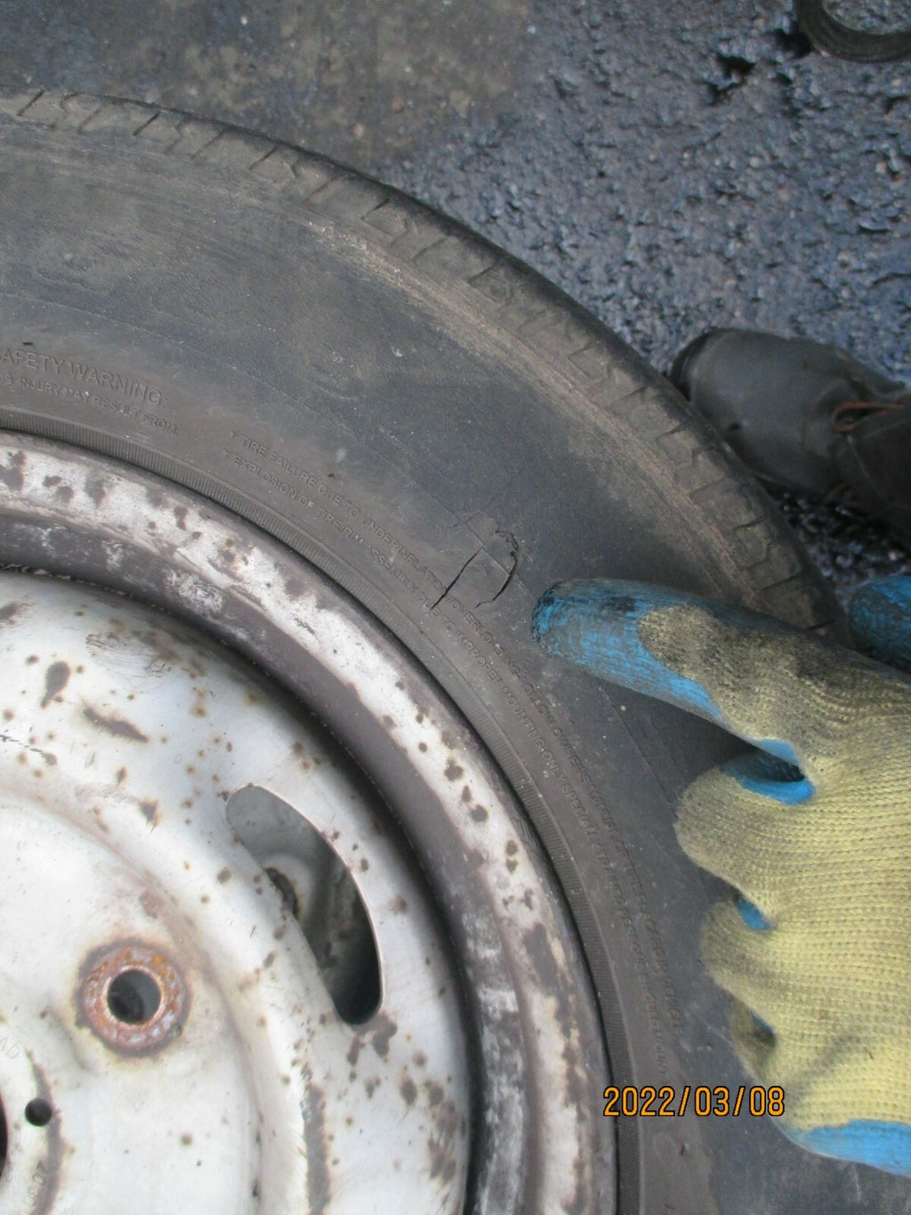 FORD TRANSIT 2004 MK6 STEEL WHEEL & TYRE 195/70R15