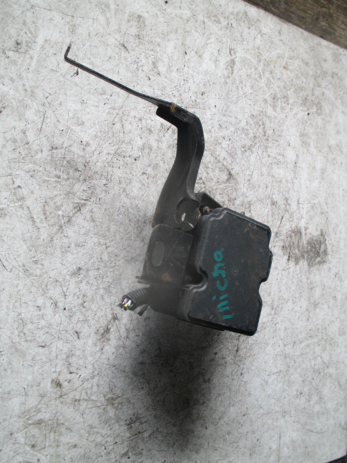 NISSAN MICRA K13 2014 ABS BRAKING PUMP 476603HN5