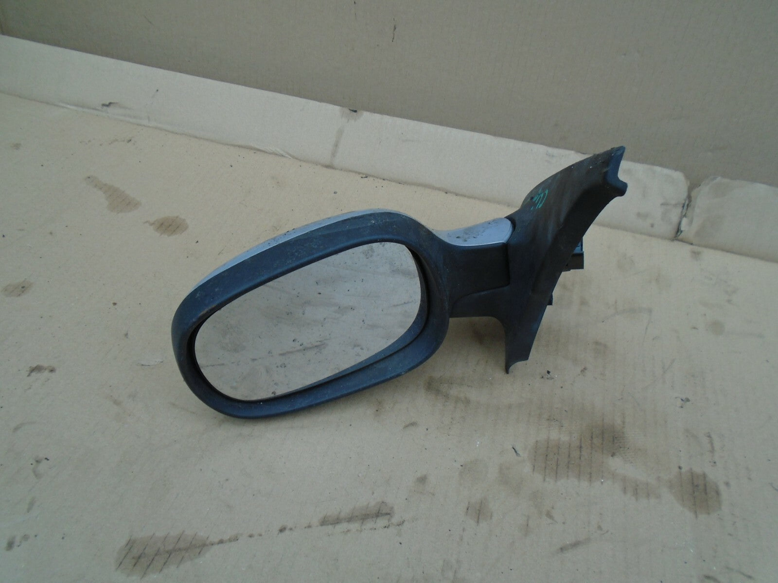 RENAULT CLIO MK2 2004 NS PASSENGER ELECTRIC DOOR WING MIRROR SILVER / LIGHT BLUE