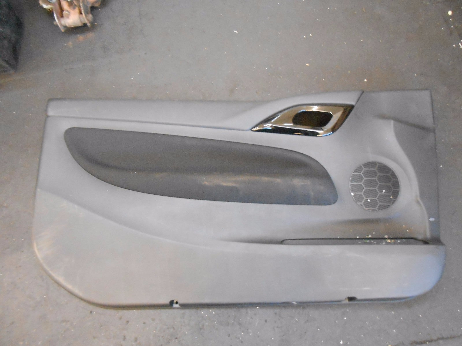 CITROEN DS3 2011NS PASSENGER SIDE INTERIOR DOOR CARD BLACK 96743258ZD