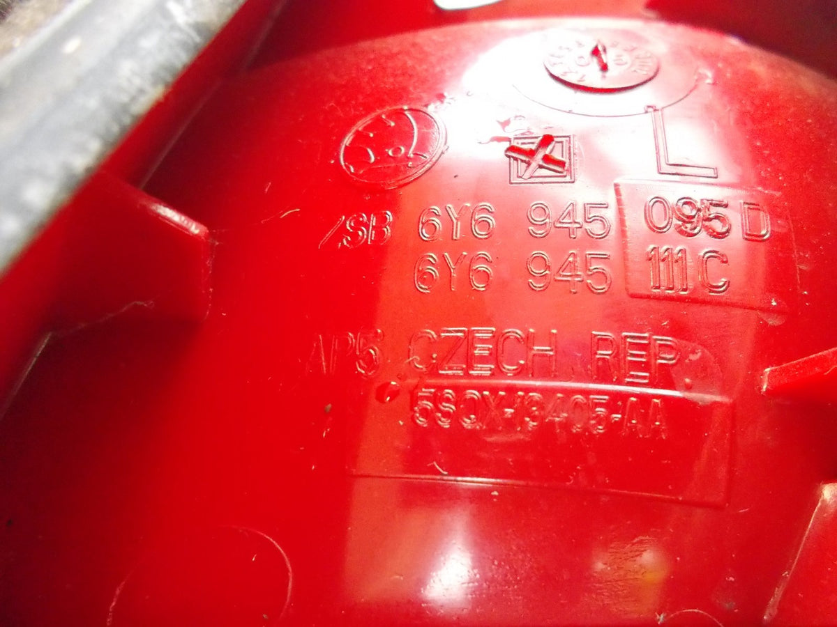 2005 SKODA FABIA NSR PASSENGER SIDE REAR TAIL LIGHT REAR LIGHT 6Y6945111C