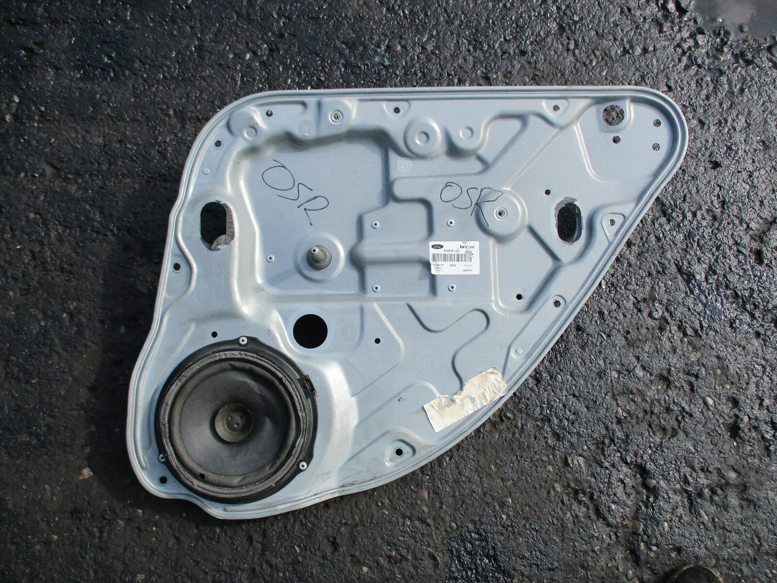 FORD FOCUS MK2 OSR DRIVER SIDE REAR WINDOW REGULATOR PANEL 984848122