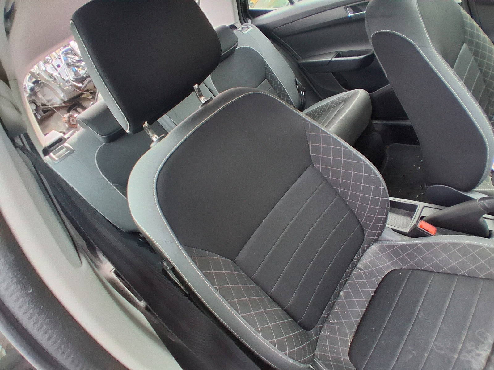 2020 SKODA FABIA MK3 NJ HATCHBACK OSF DRIVER SIDE FRONT RIGHT COMPLETE SEAT