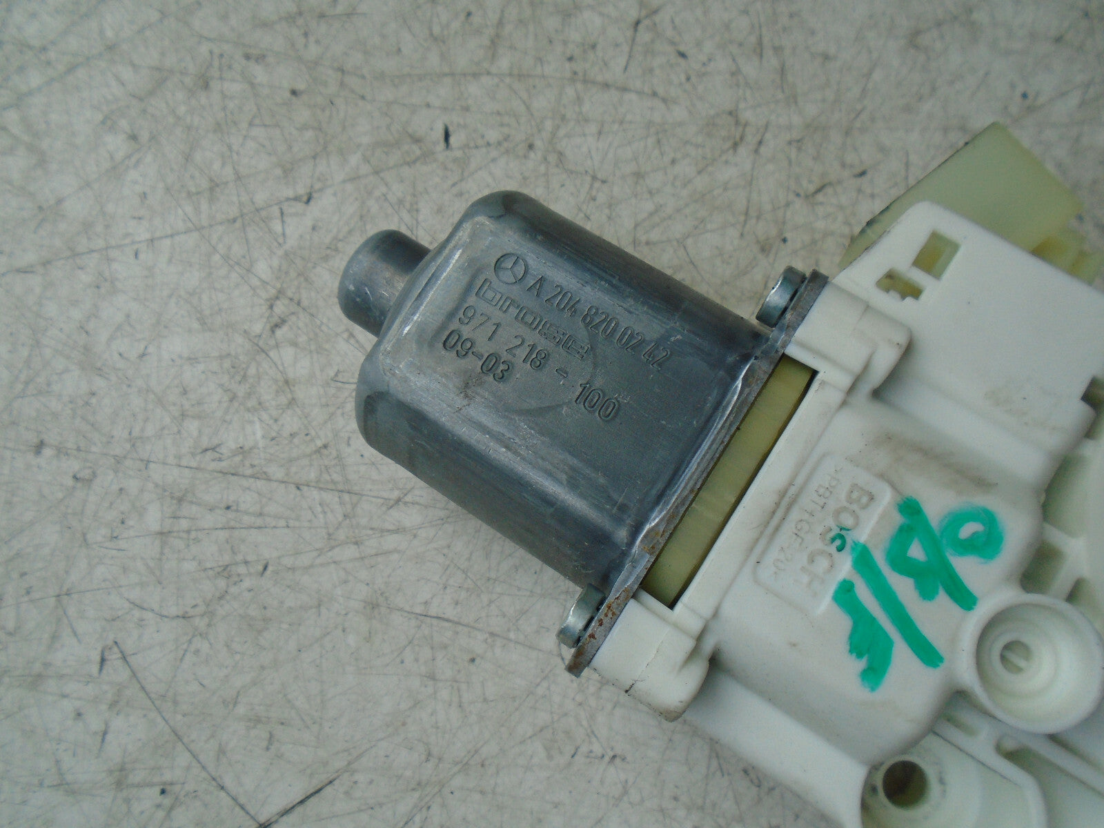 MERCEDES BENZ C CLASS W204 2012 OSF DRIVER FRONT DOOR WINDOW MOTOR A2048200242