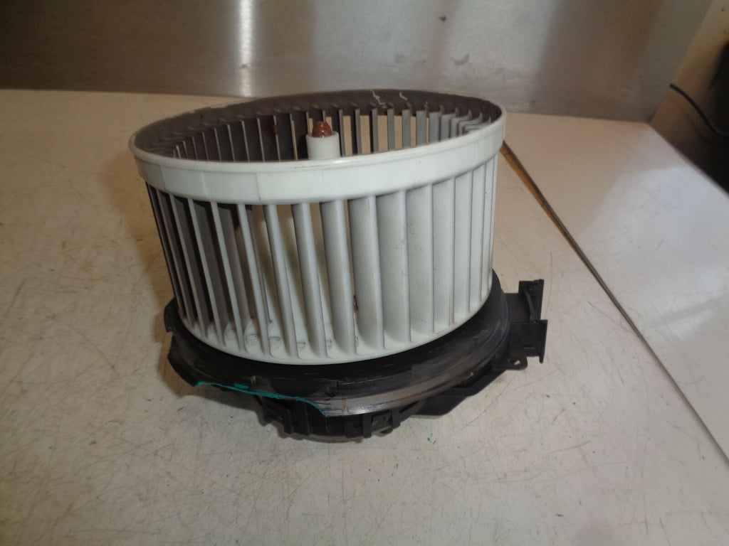 FORD FIESTA MK7 2017 HEATER BLOWER FAN MOTOR UNIT VP8E2H18456BB