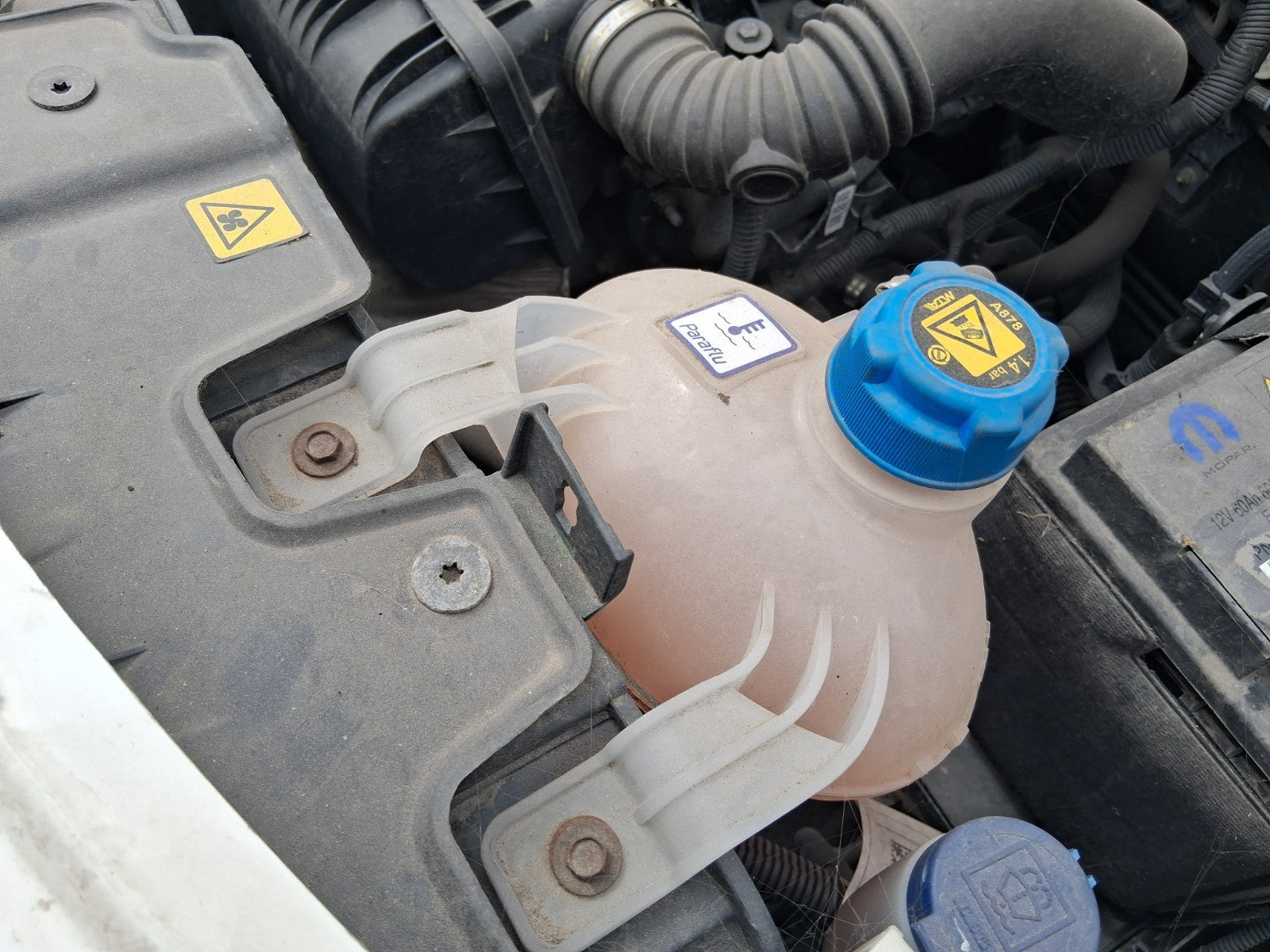 2019 FIAT 500L HATCHBACK COOLANT WATER EXPANSION OVERFLOW TANK