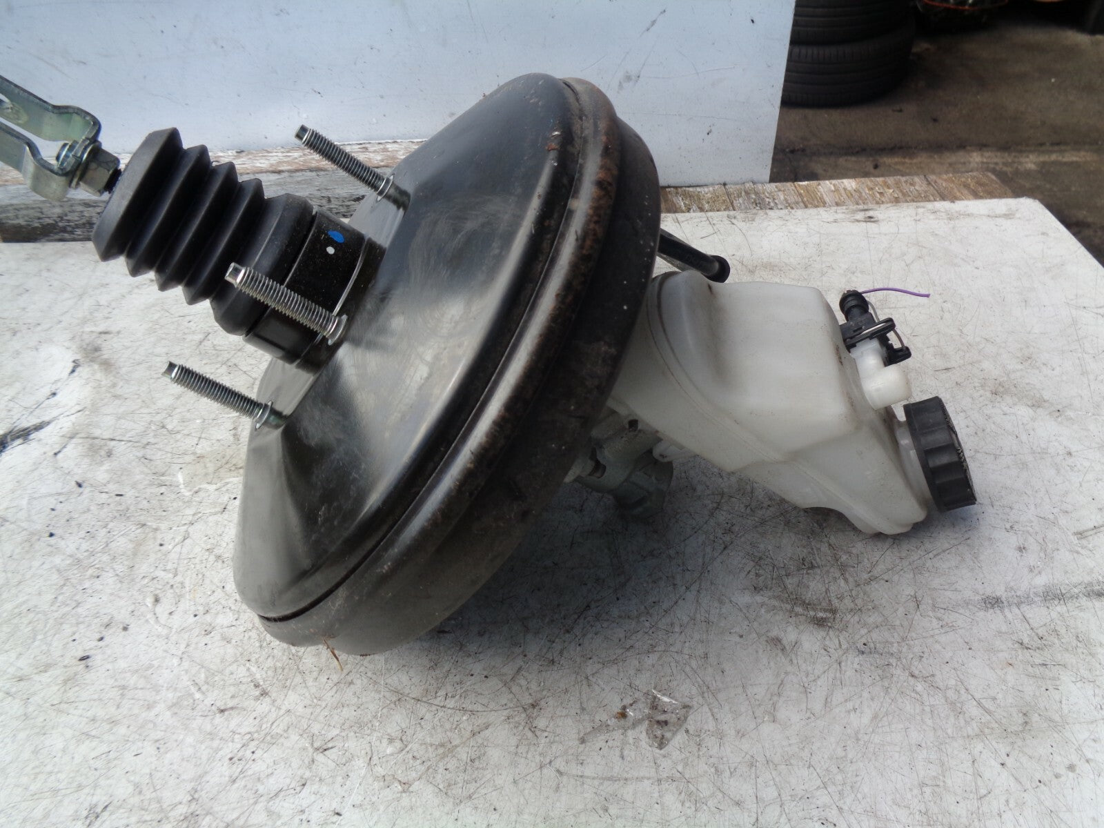 PEUGEOT 108 2014 1.0 PETROL BRAKE SERVO & MASTER CYCLINDER 472000H110