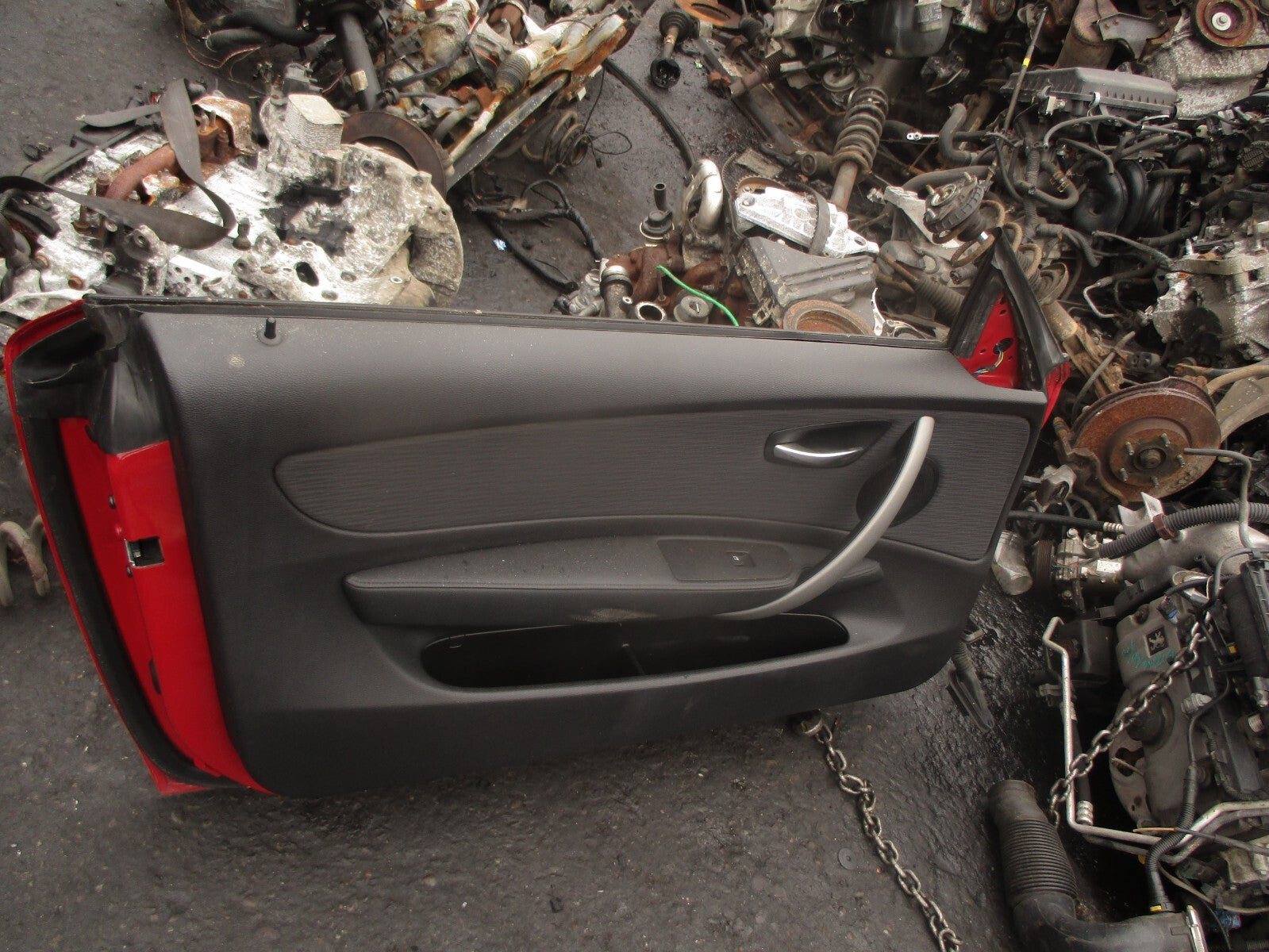 2009 BMW 1 SERIES E82 118D NSF PASSENGER SIDE FRONT LEFT COMPLETE DOOR RED A61