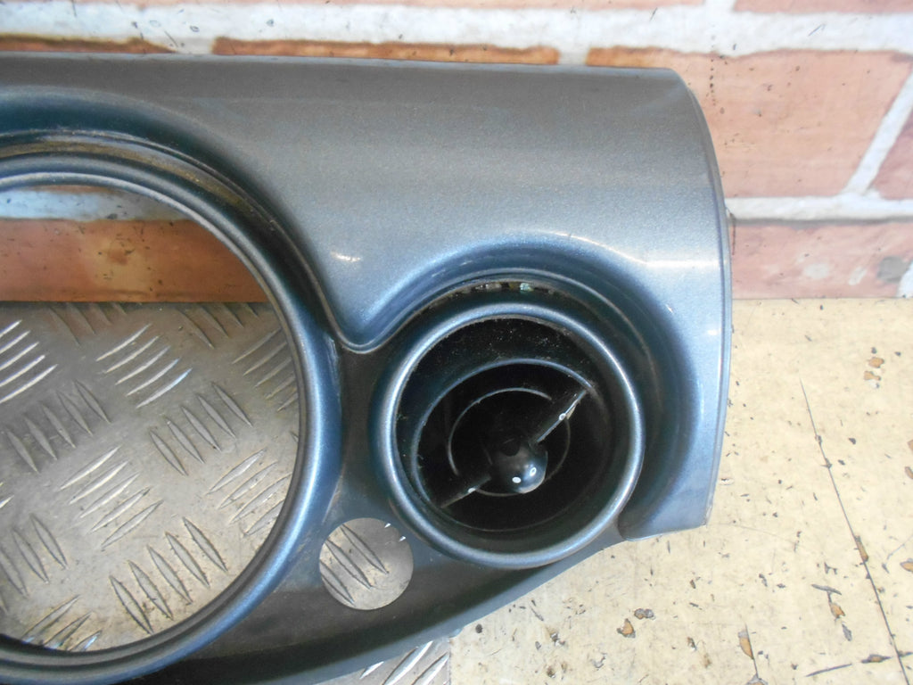 BMW MINI R52 CABRIOLET CONVERTIBLE 2006 HEATER VENT CLOCK SURROUND ASSEMBLY