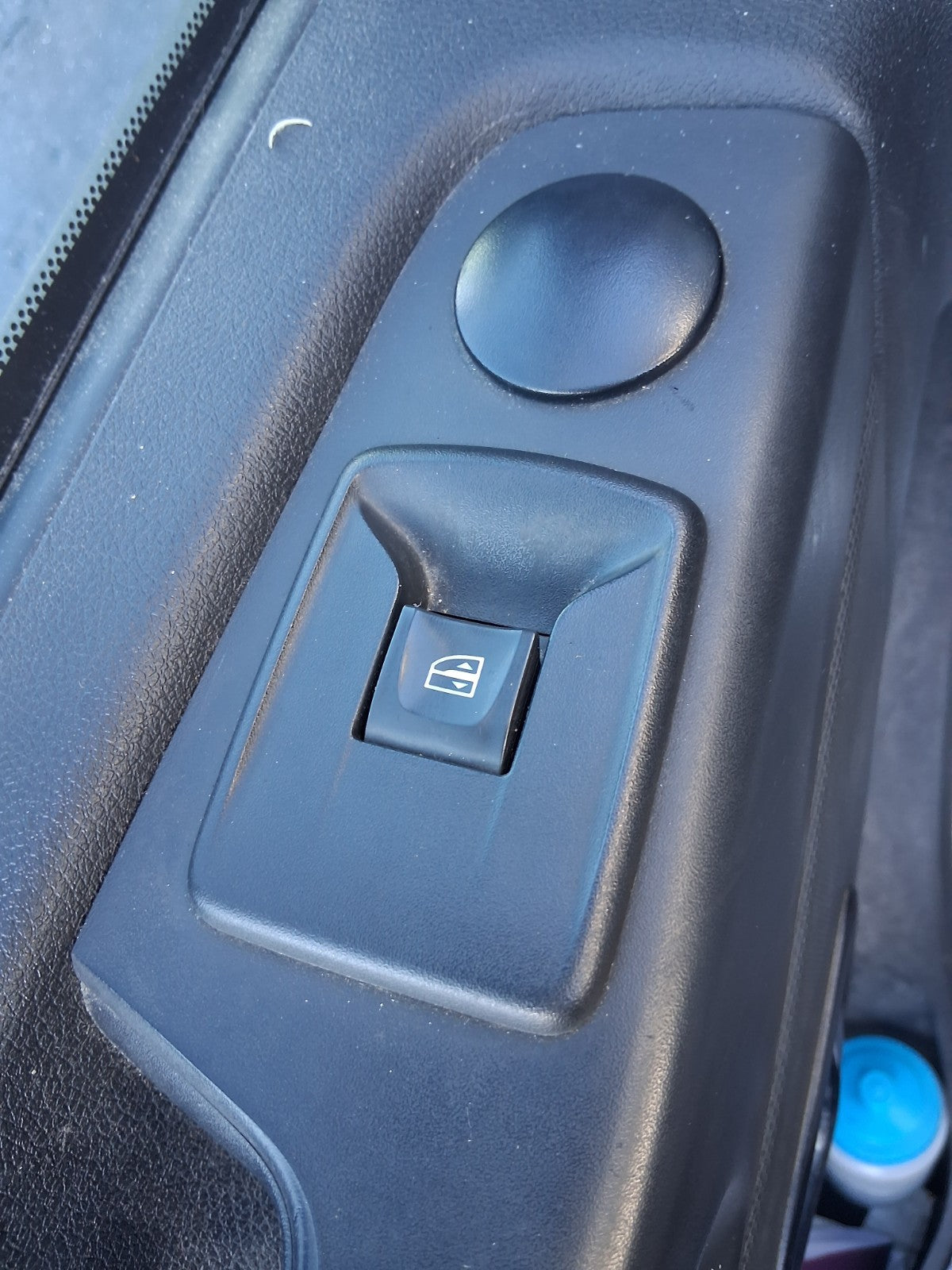 2017 VAUXHALL VIVARO MK2 NSF PASSENGER SIDE FRONT LEFT WINDOW CONTROL SWITCH
