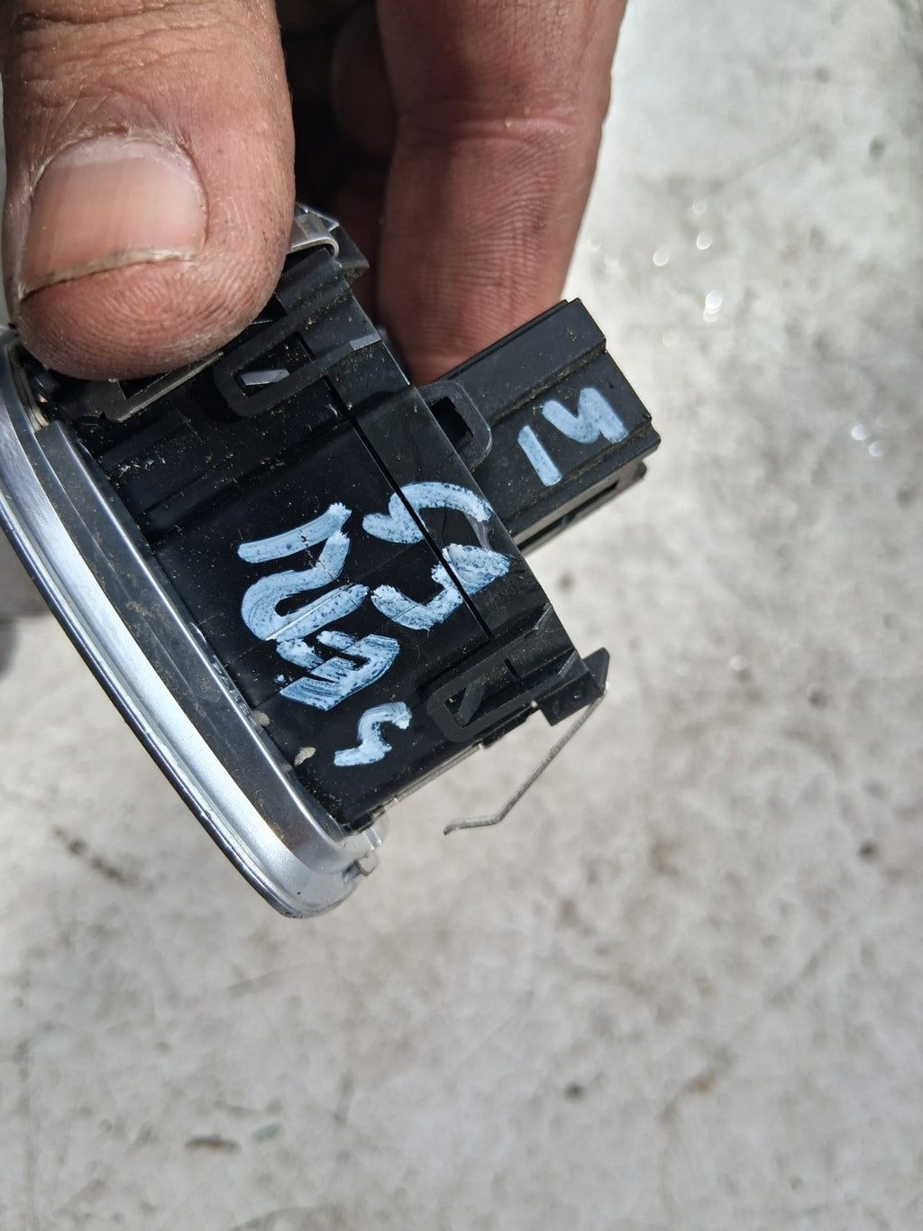 2014 BMW 3 SERIES F31 F30 ENGINE START STOP BOTTON 9250734
